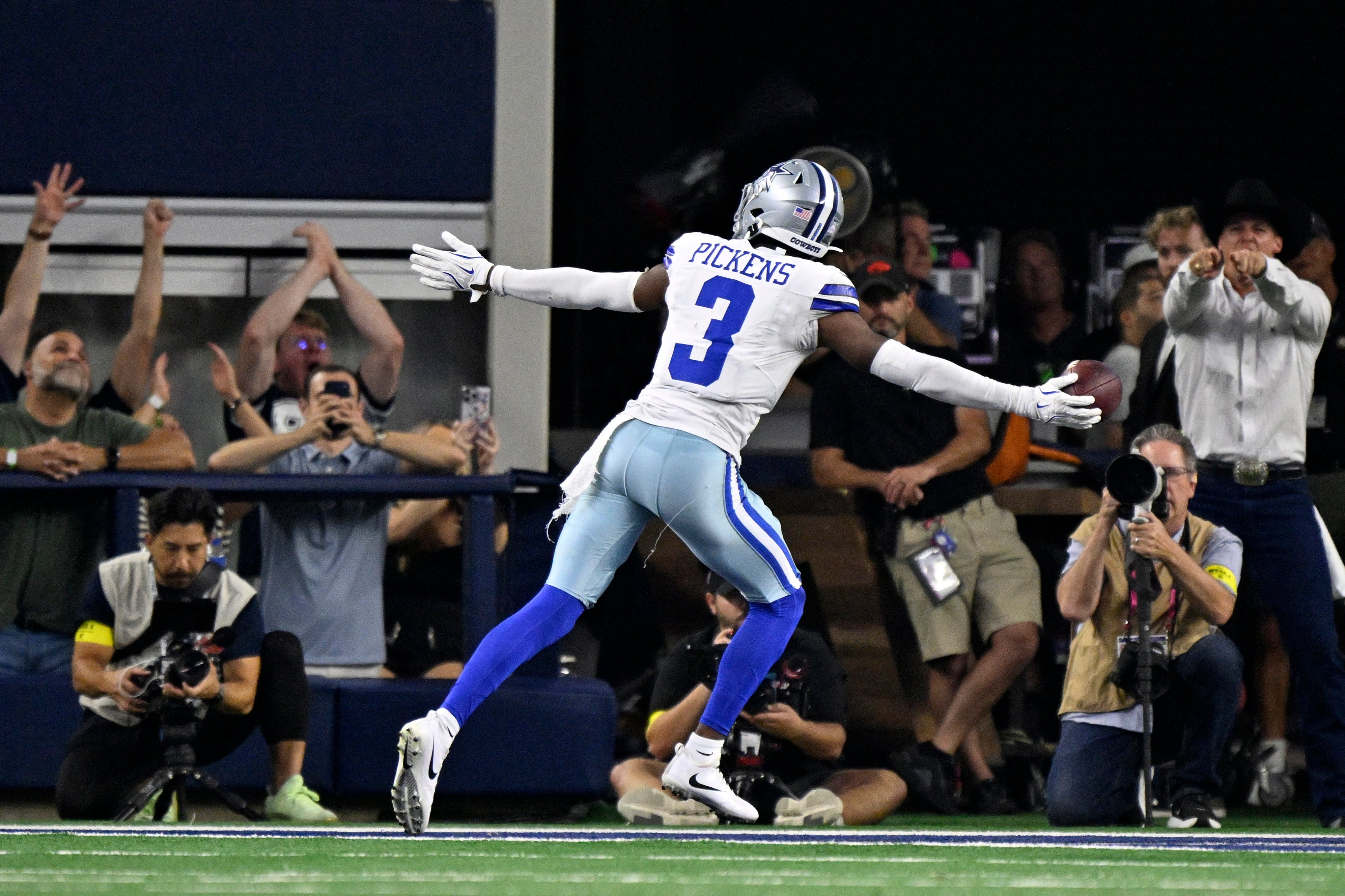 Sep 28, 2025; Arlington, Texas, USA; Dallas Cowboys wide receiver George Pickens (3) celebrates after scoring a touchdown against the Green Bay Packers in the fourth quarter at AT&T Stadium.