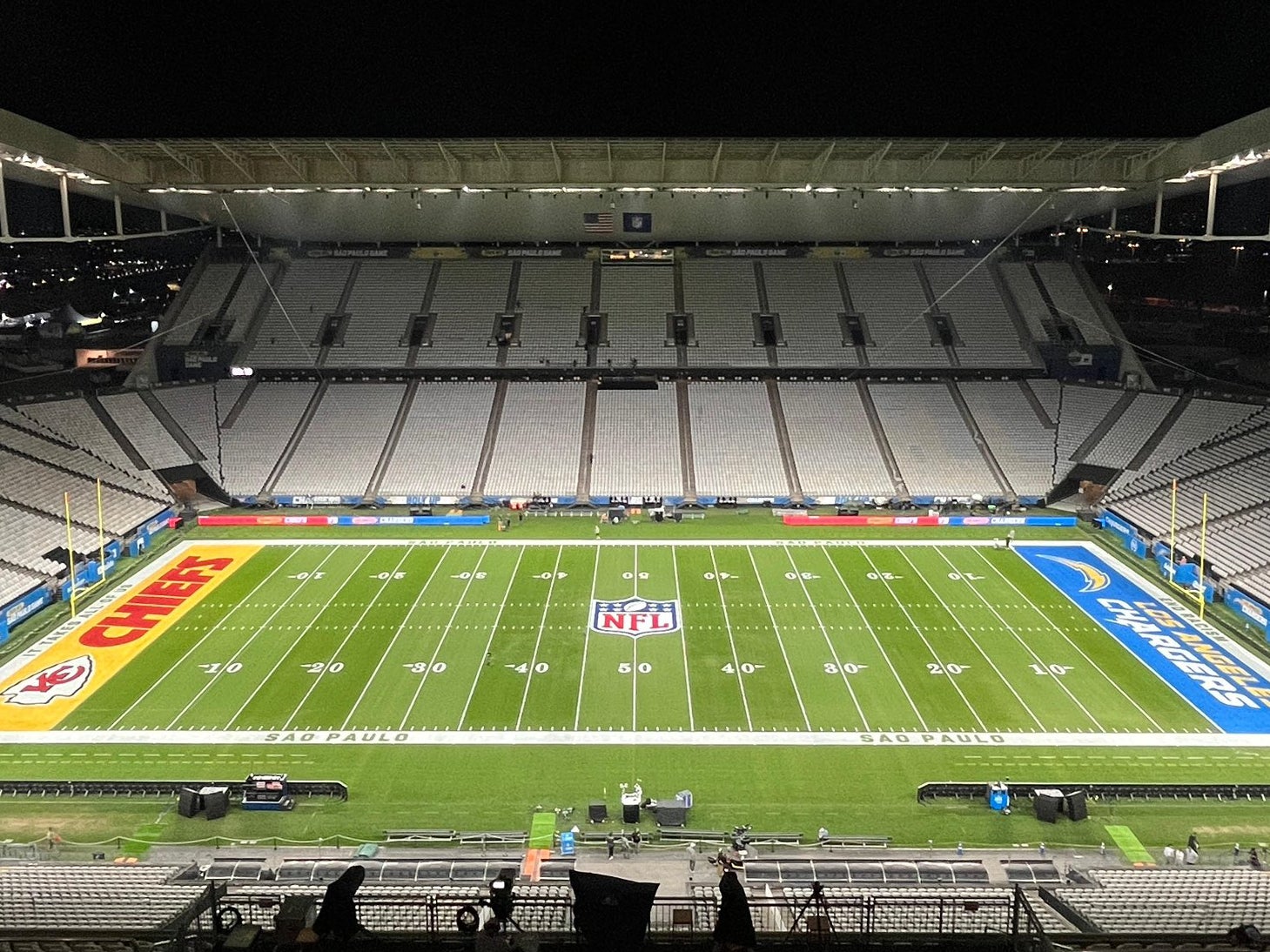 Arena Corinthians is ready for the NFL game between the Chiefs and Chargers.