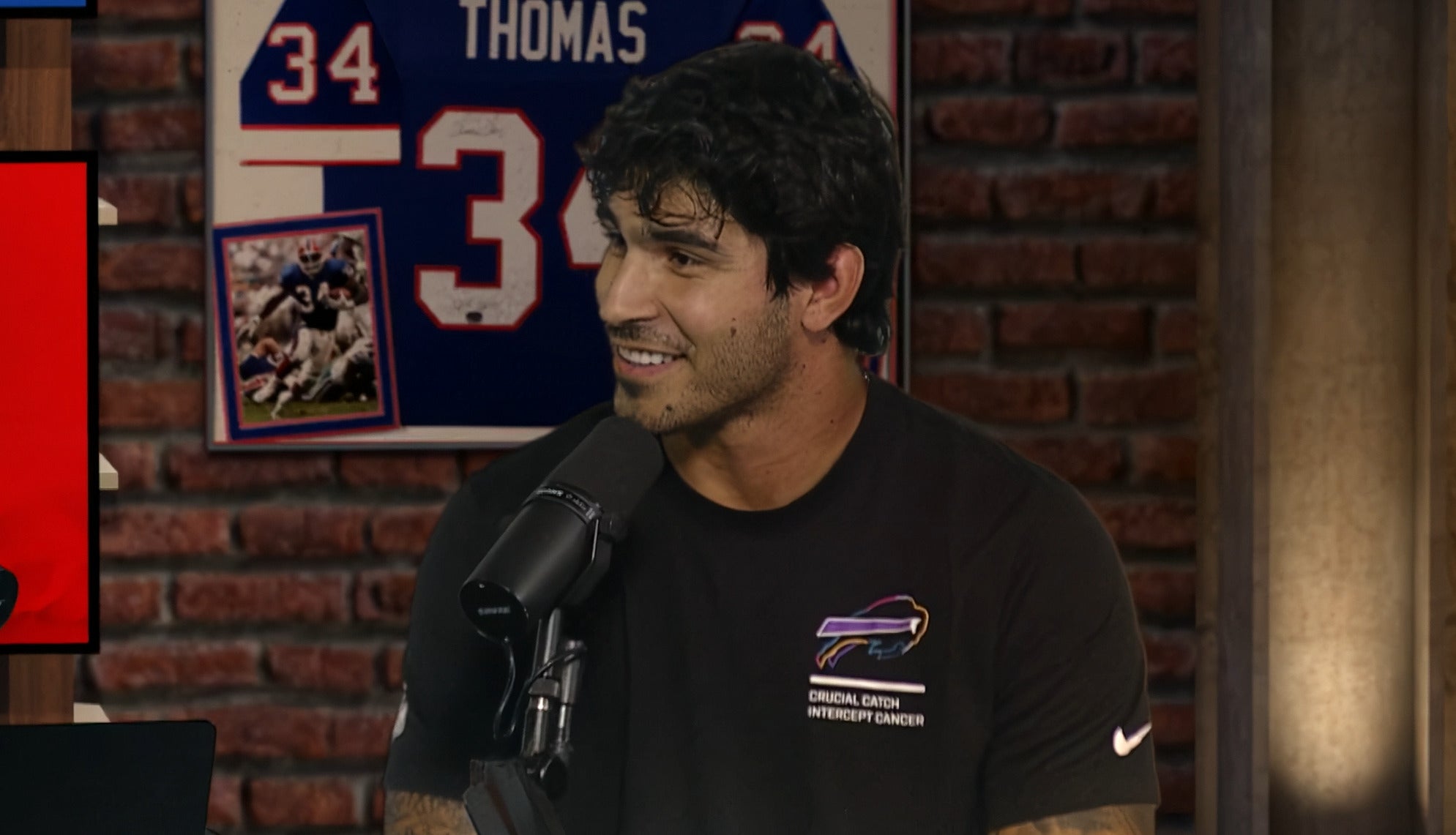 Bills linebacker Jimmy Ciarlo stuns Bills legend Steve Tasker with pregame ritual dating back to his college days at Army