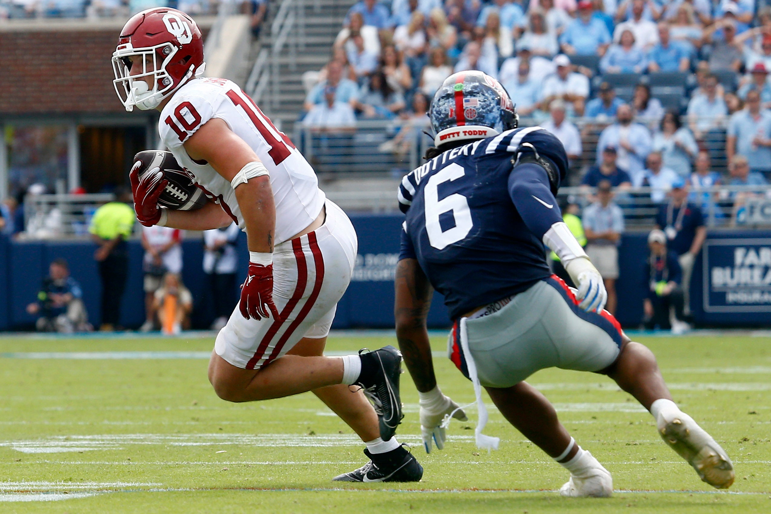 Oklahoma Sooners vs. Ole Miss Rebels