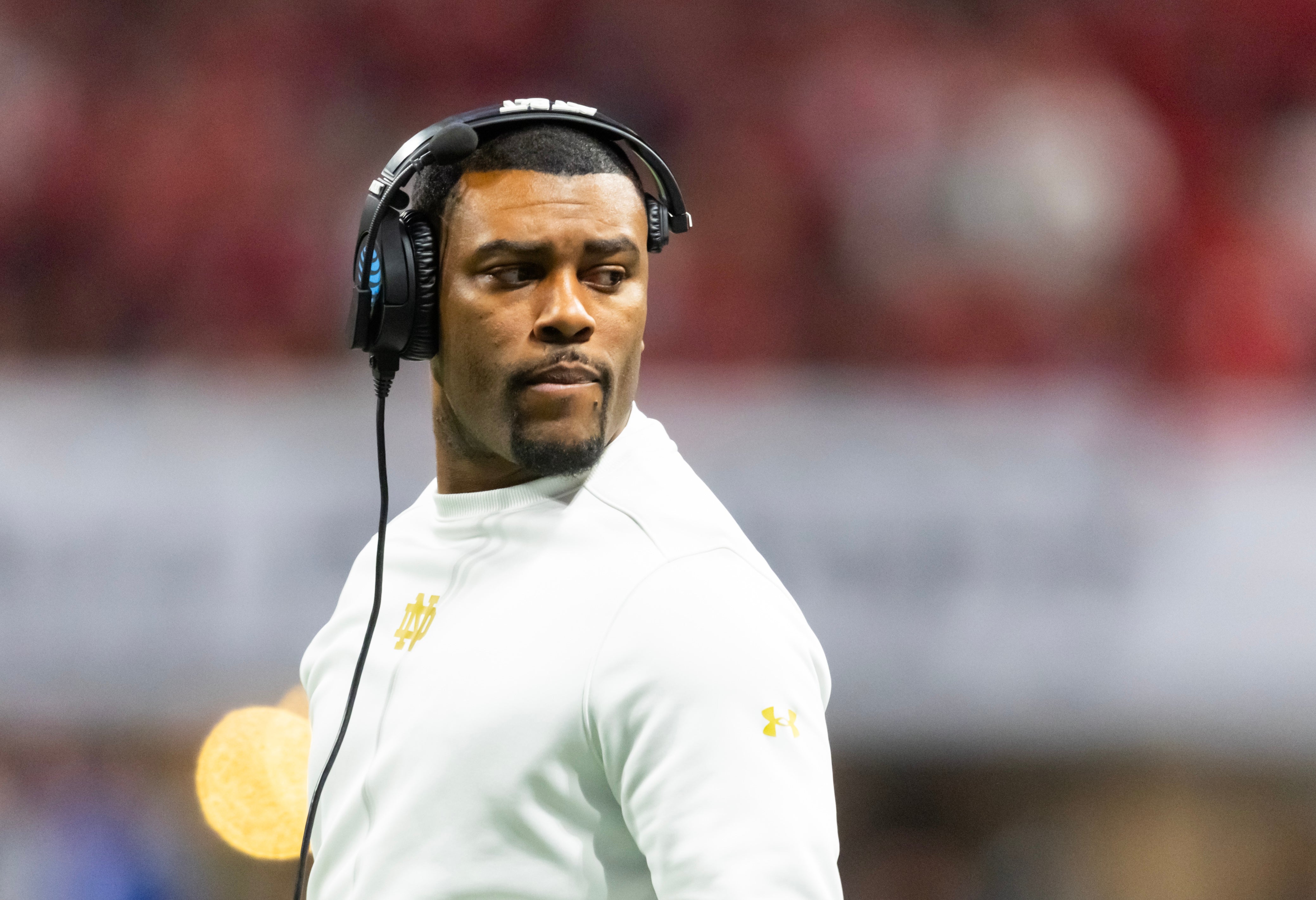 Jan 20, 2025; Atlanta, GA, USA; Notre Dame Fighting Irish defensive backs coach Mike Mickens against the Ohio State Buckeyes during the CFP National Championship college football game at Mercedes-Benz Stadium. Mandatory Credit: Mark J. Rebilas-Imagn Images