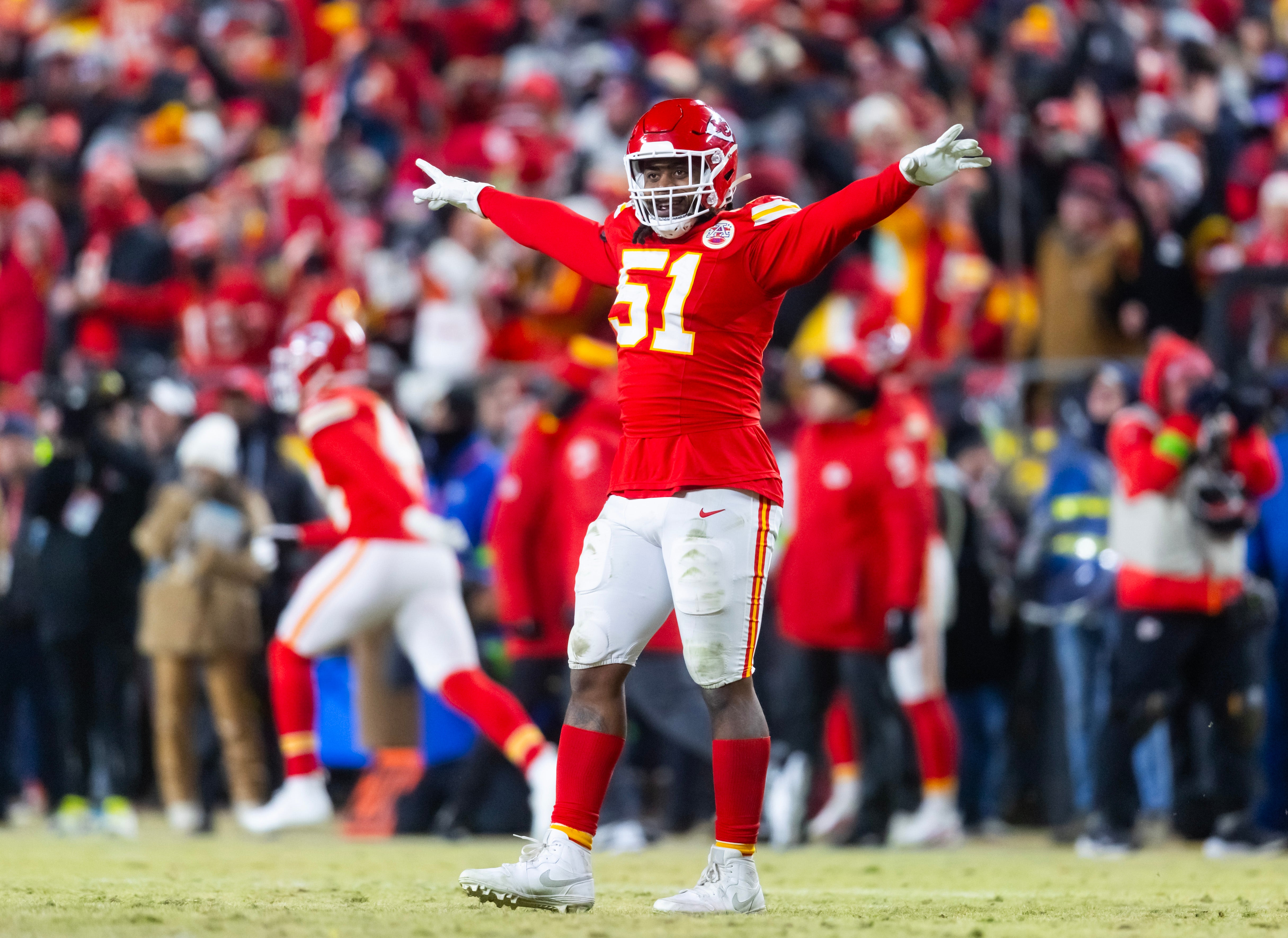 Kansas City Chiefs defensive end Mike Danna (51)