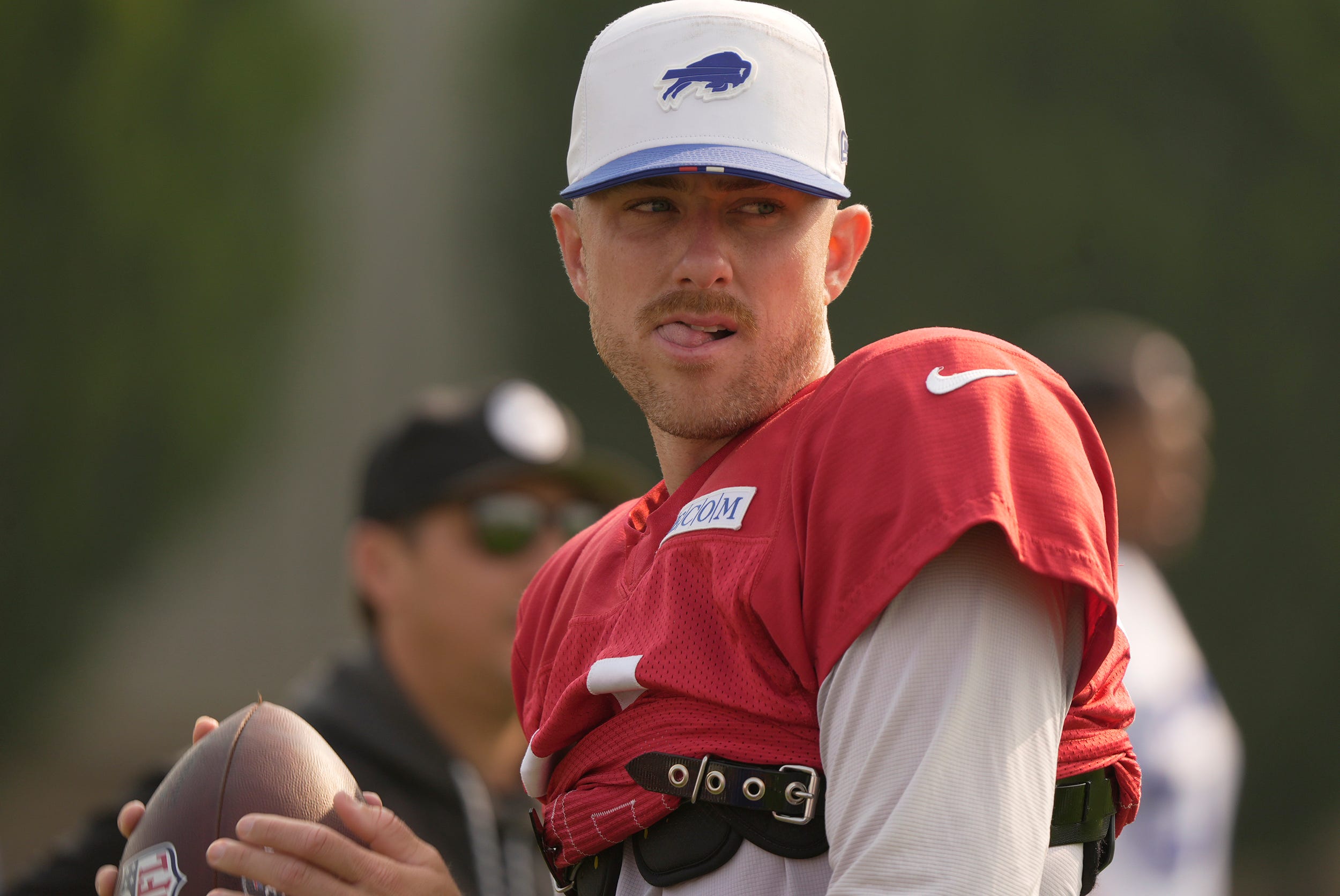 Buffalo Bills quarterback Mike White has some warm up throws before practice starts at the Bills Training Camp at St. John Fisher University in Pittsford on Aug.6, 2025.