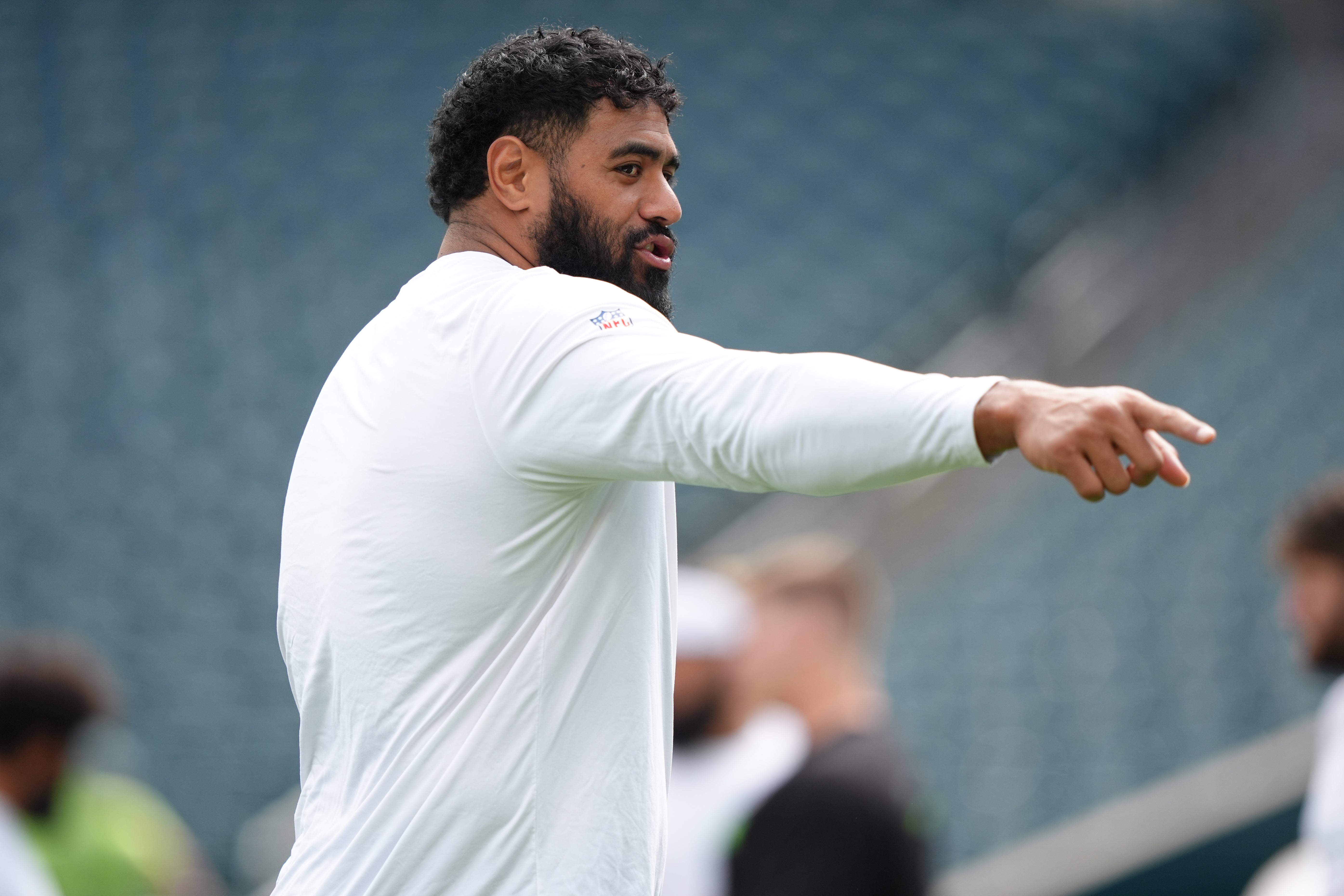 Philadelphia Eagles offensive lineman Jordan Mailata (68) warms up before the game against the Cleveland Browns at Lincoln Financial Field.