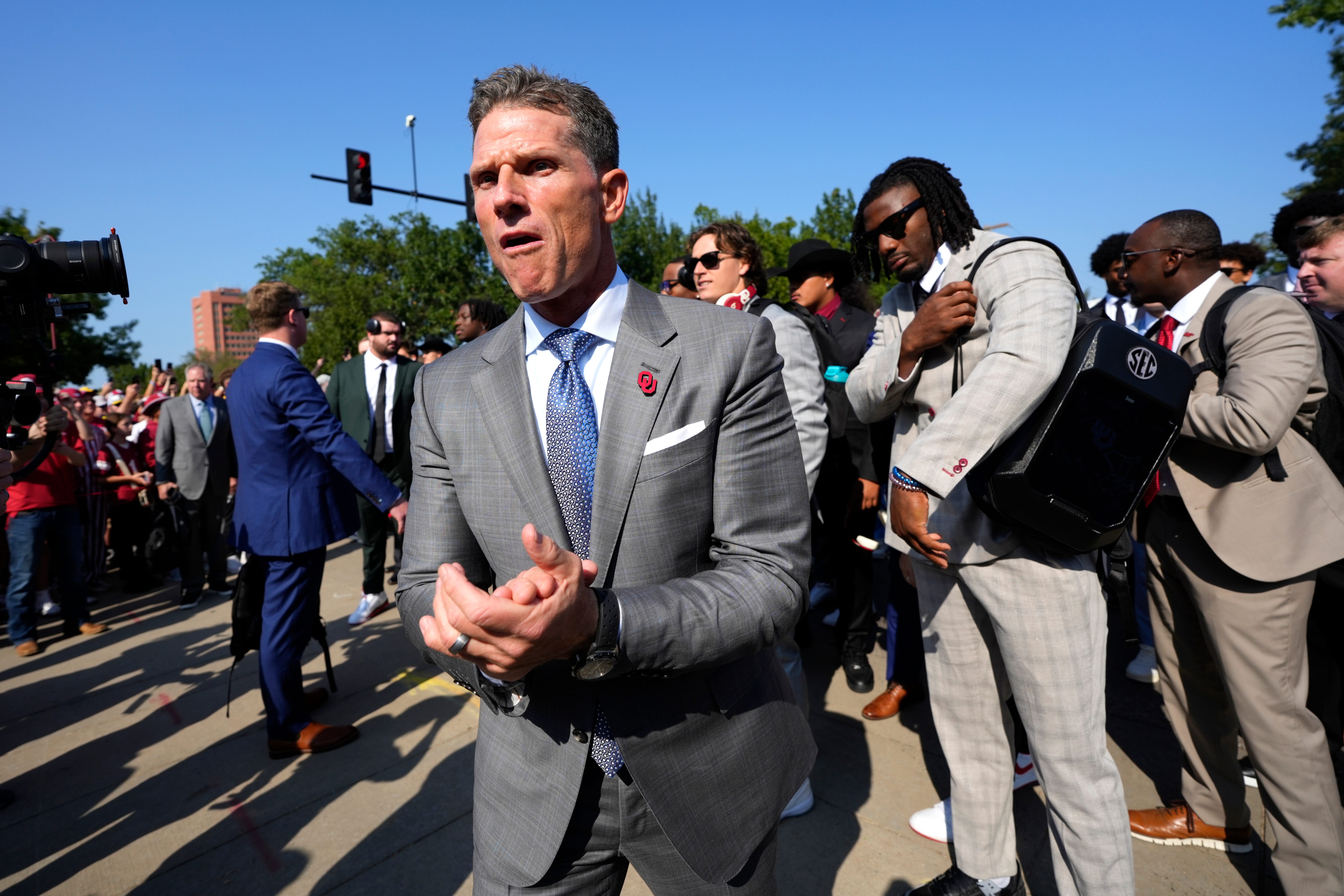 Oklahoma Sooners head coach Brent Venables