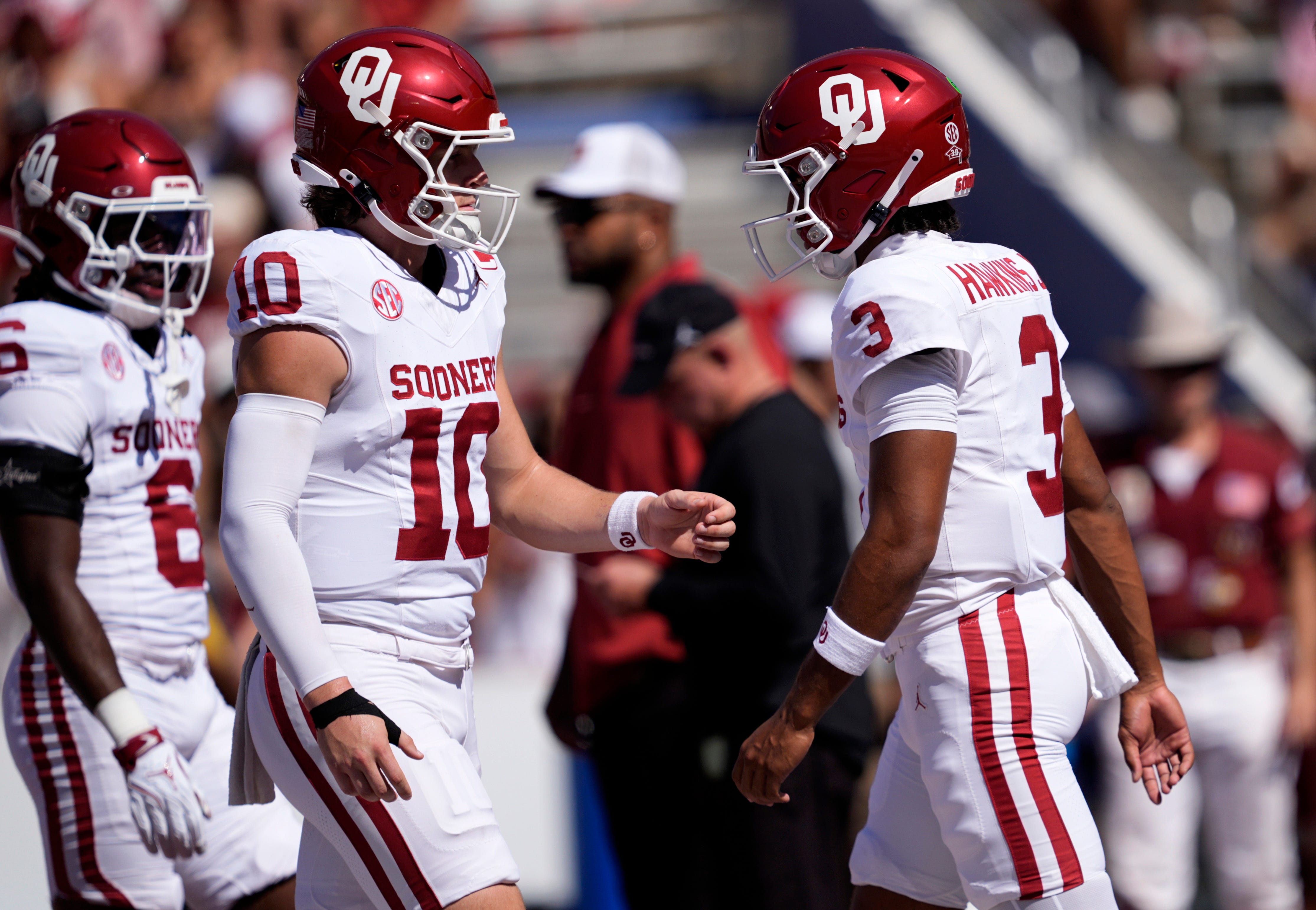 Oklahoma Sooners quarterback John Mateer