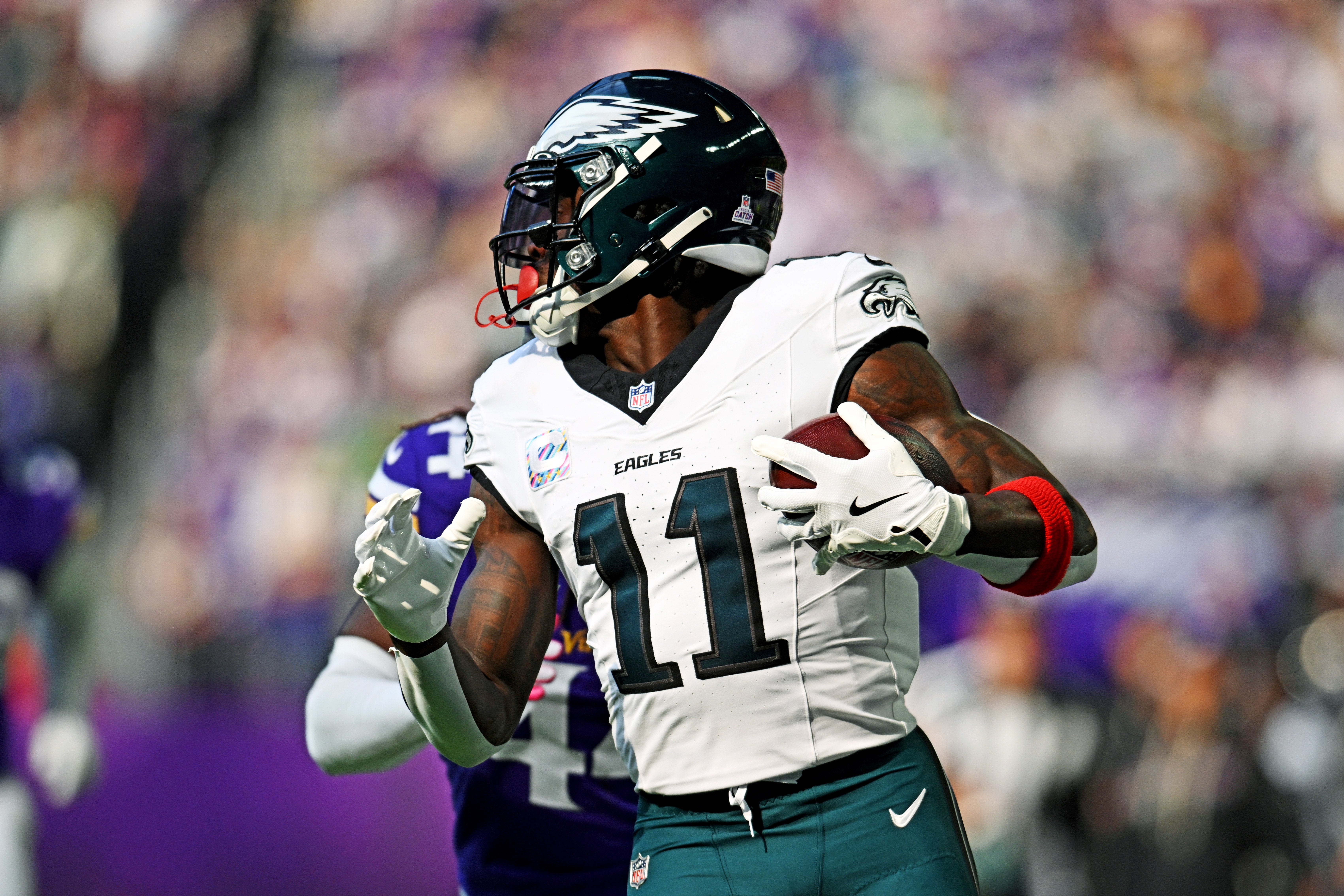 Philadelphia Eagles wide receiver A.J. Brown (11) makes a catch during the first half against the Minnesota Vikings at U.S. Bank Stadium.