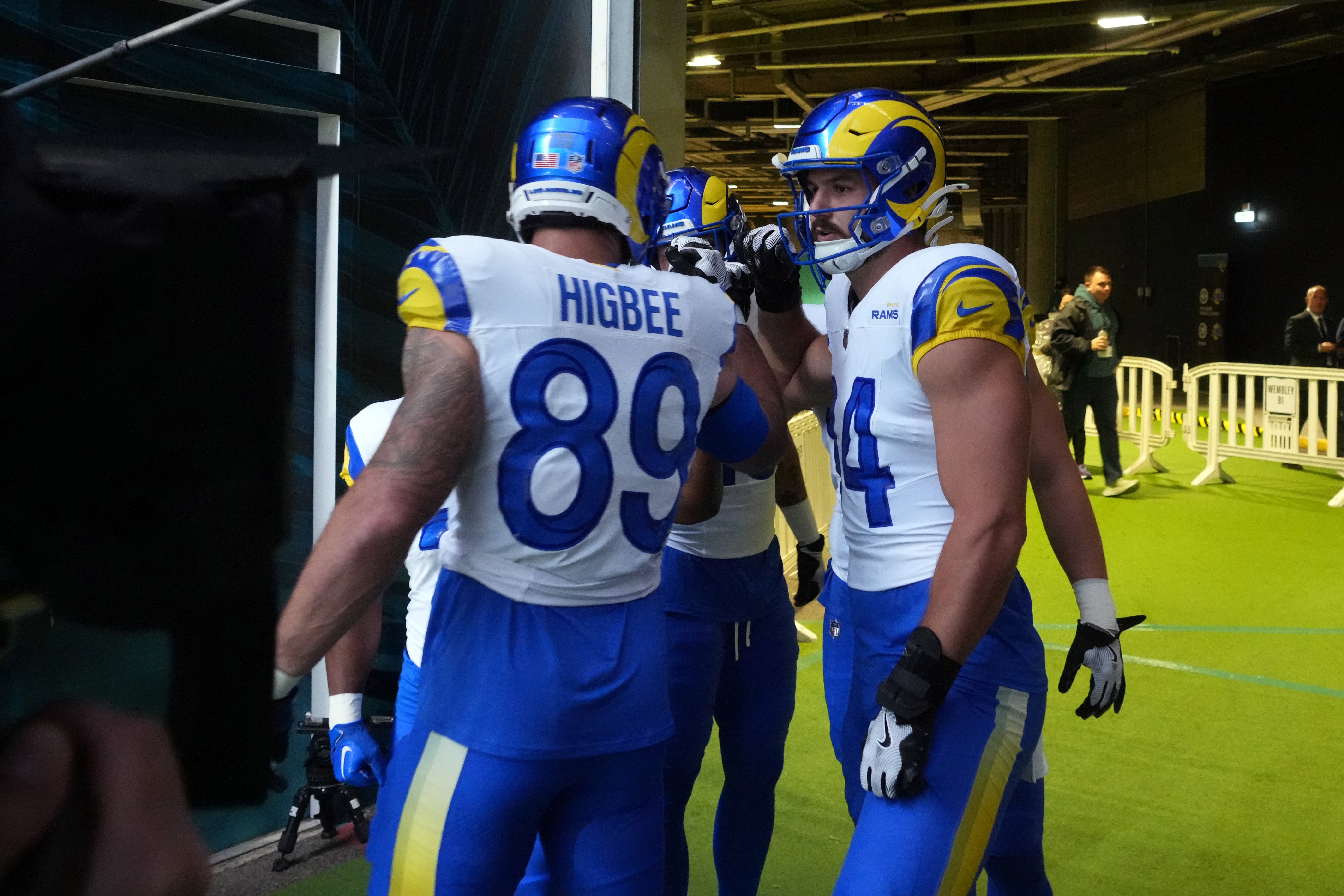 Los Angeles Rams tight end Tyler Higbee (89), tight end Colby Parkinson (84), running back Ronnie Rivers (20), tight end Davis Allen (87) and tight end Terrance Ferguson (18)