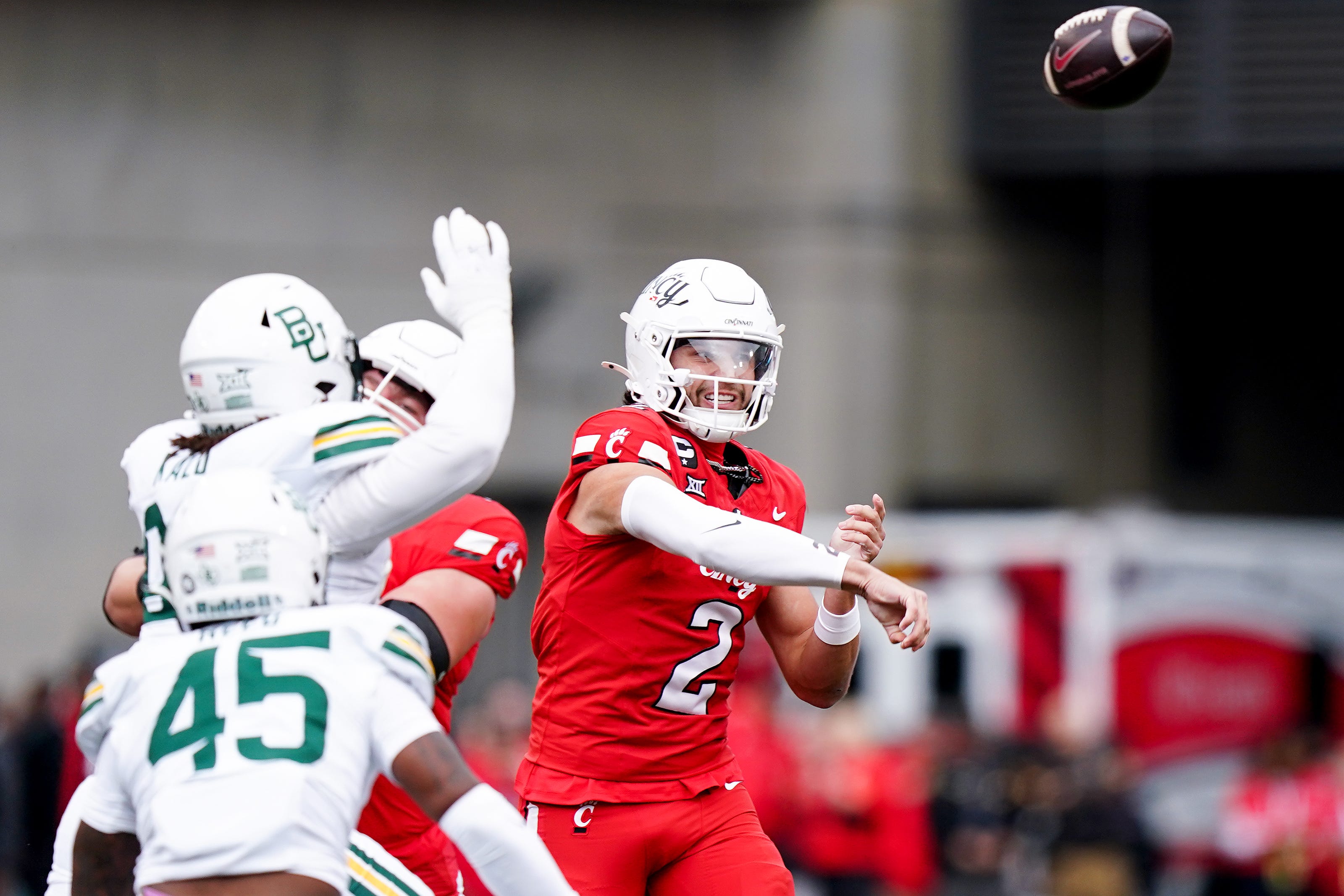 Cincinnati Bearcats quarterback Brendan Sorsby (2) throws a pass in the first quarter of a NCAA men’s football game between the Cincinnati Bearcats and Baylor Bears, Saturday, Oct. 25, 2025, at Nippert Stadium in Cincinnati.