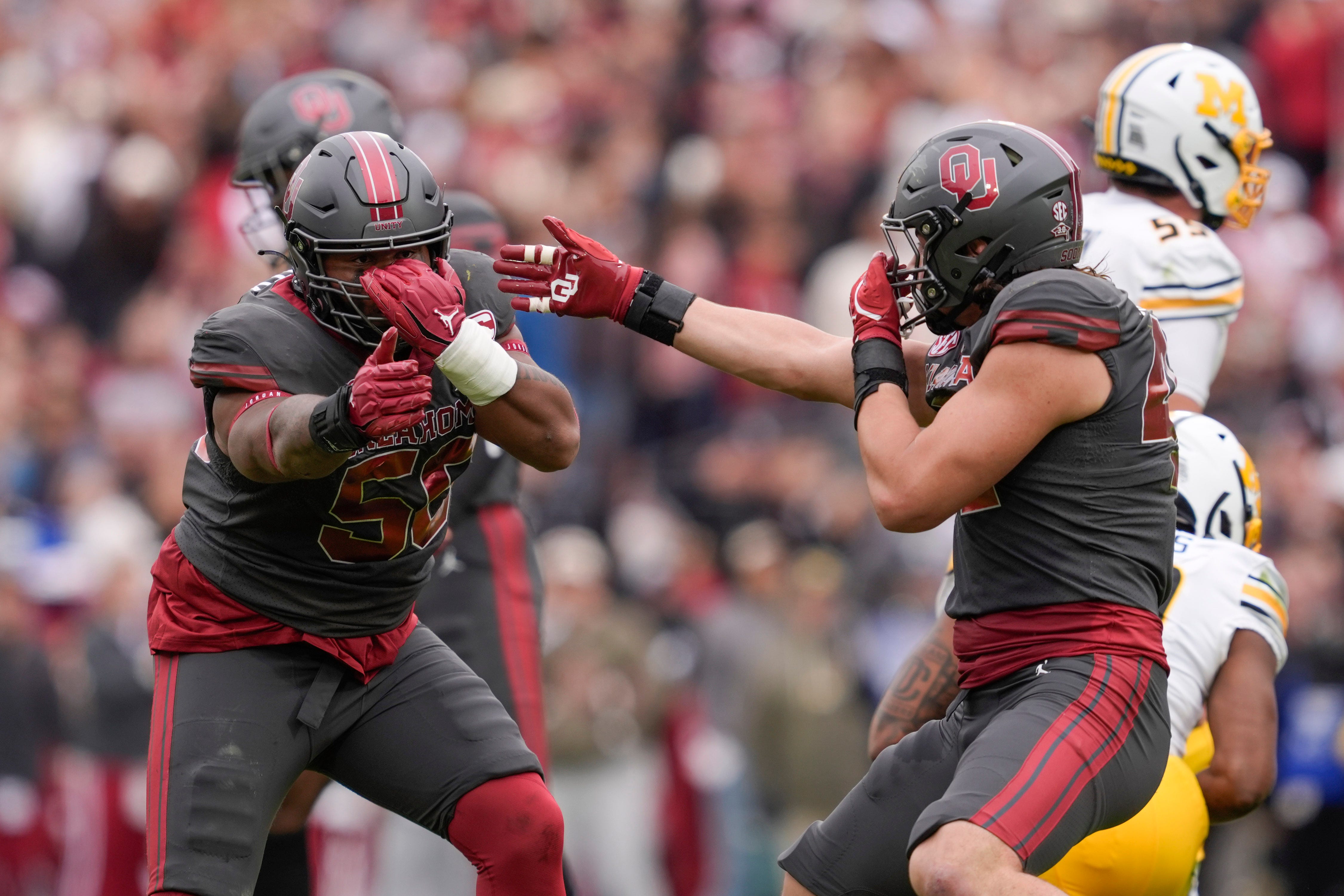 Oklahoma Sooners defensive end Taylor Wein