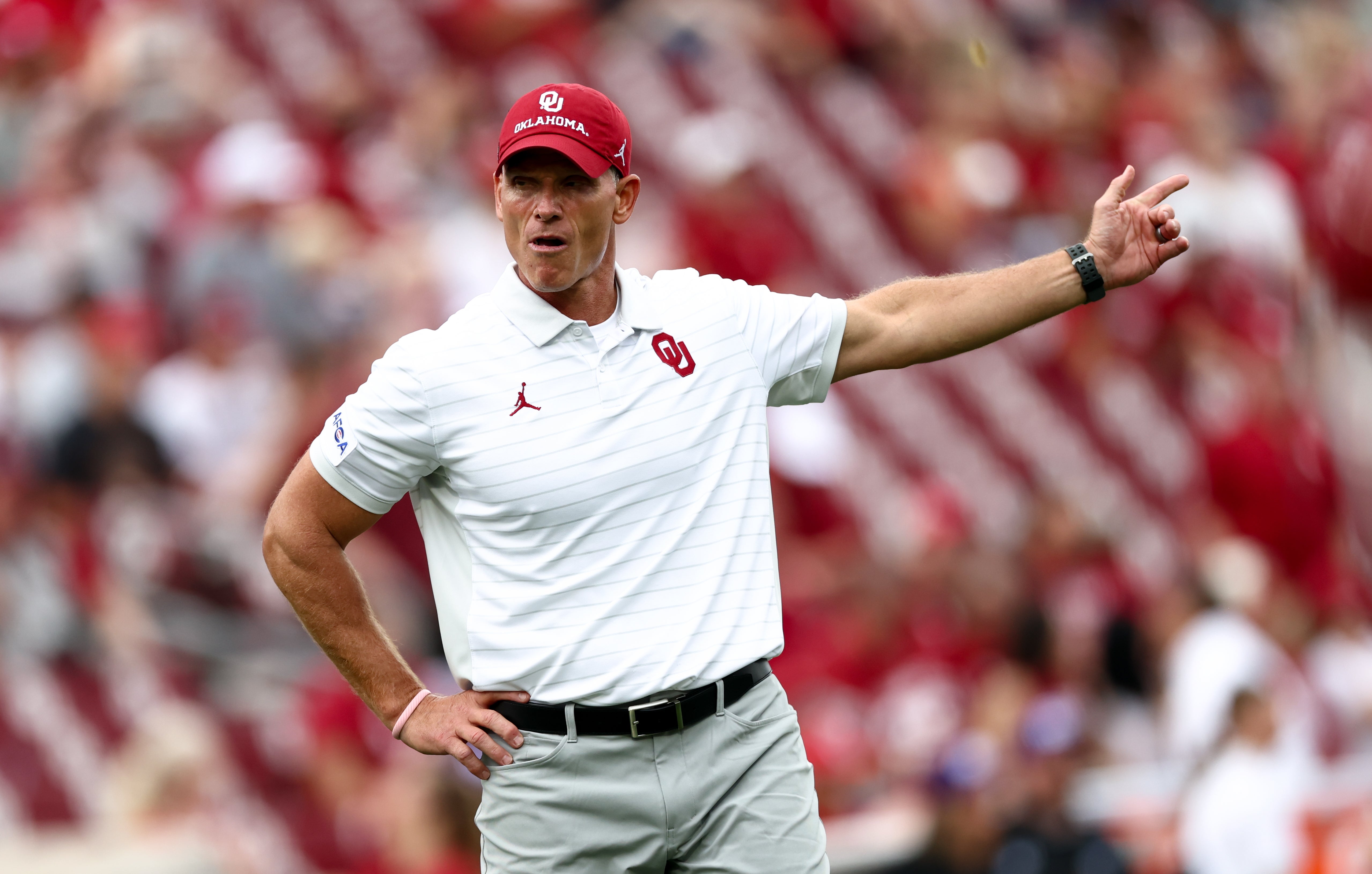 Oklahoma Sooners head coach Brent Venables recruiting