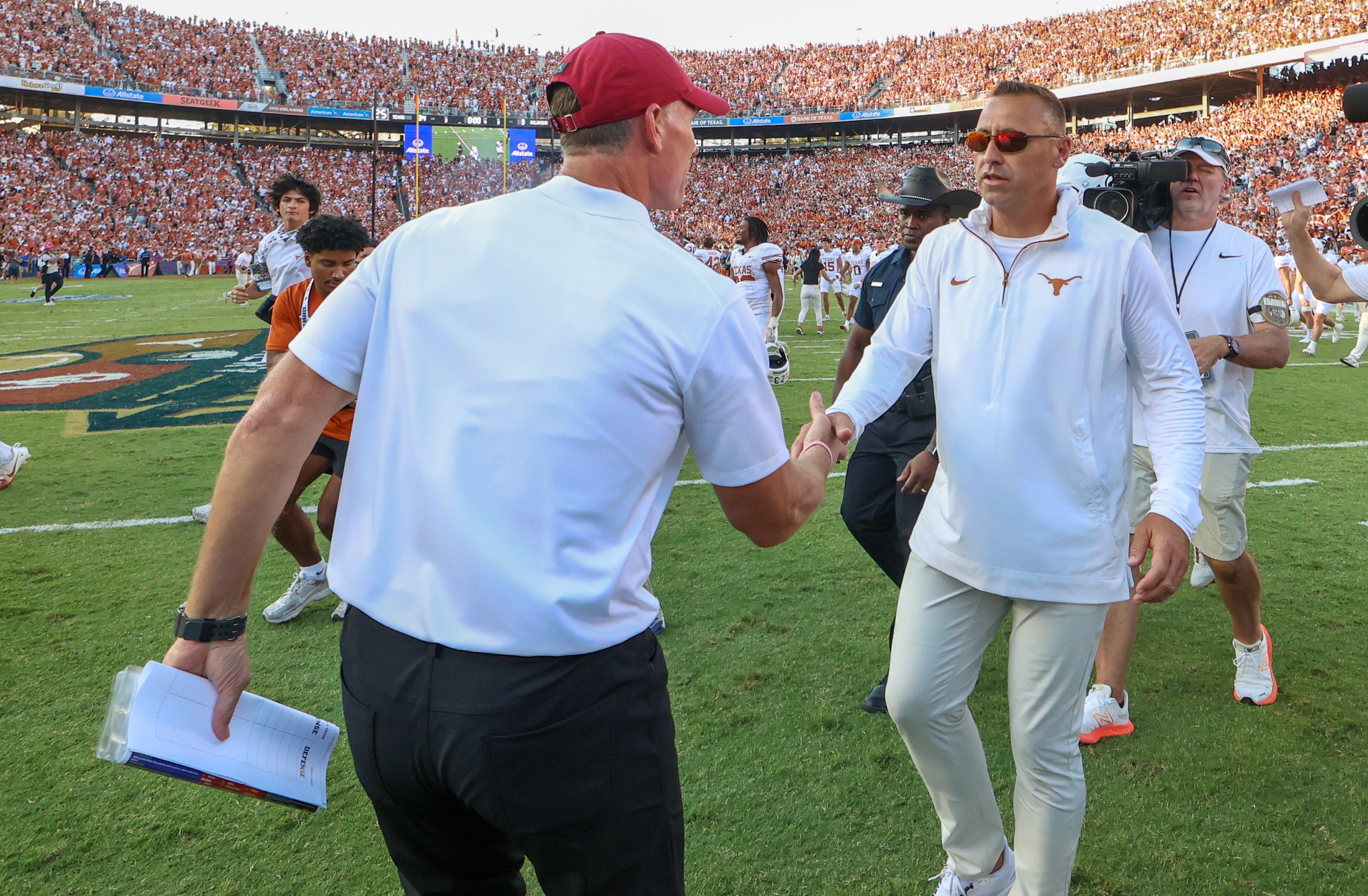 Oklahoma Sooners head coach Brent Venables Texas Longhorns