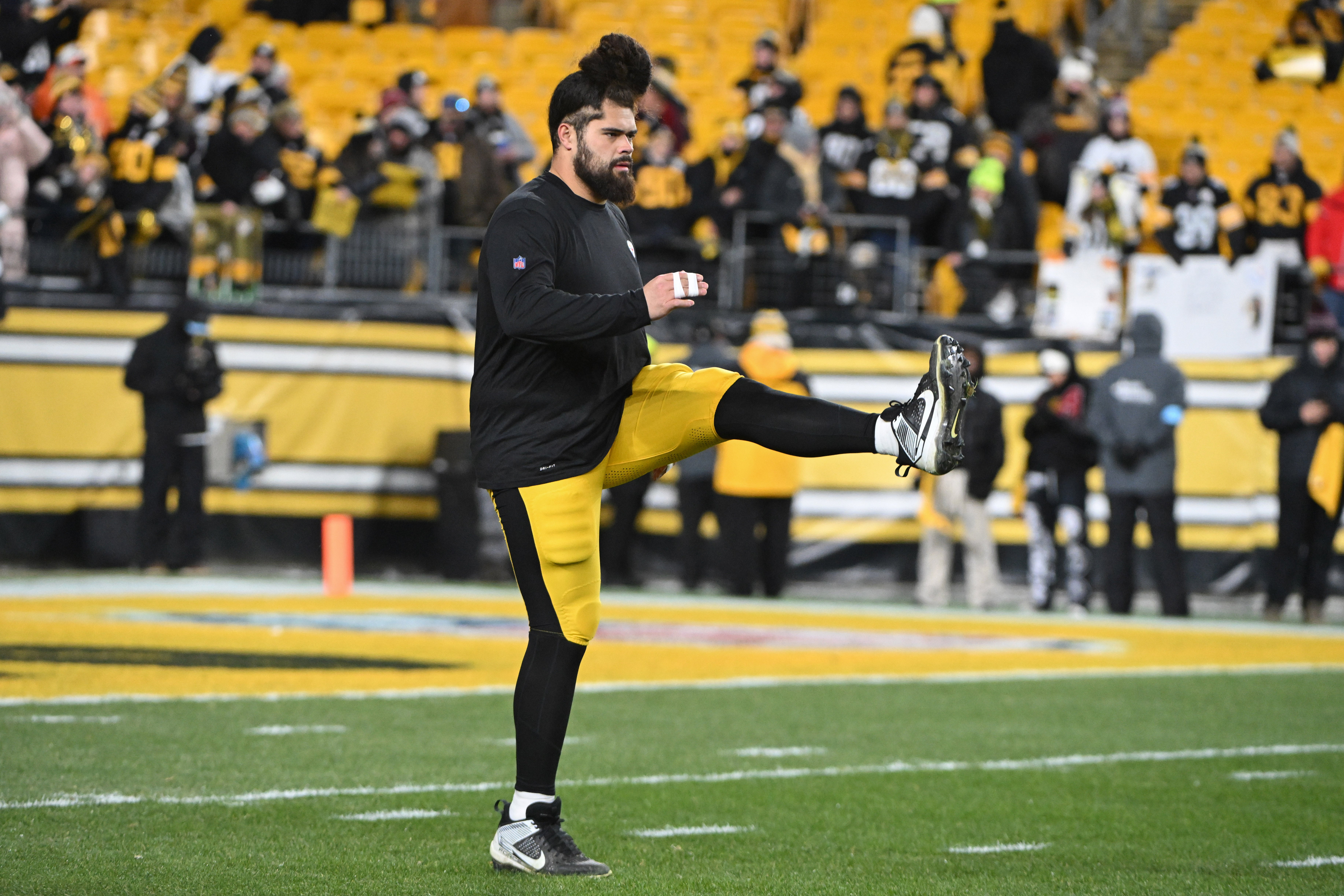 Jan 4, 2025; Pittsburgh, Pennsylvania, USA; Pittsburgh Steelers guard Isaac Seumalo (73) warms up for a game against the Cincinnati Bengals at Acrisure Stadium.
