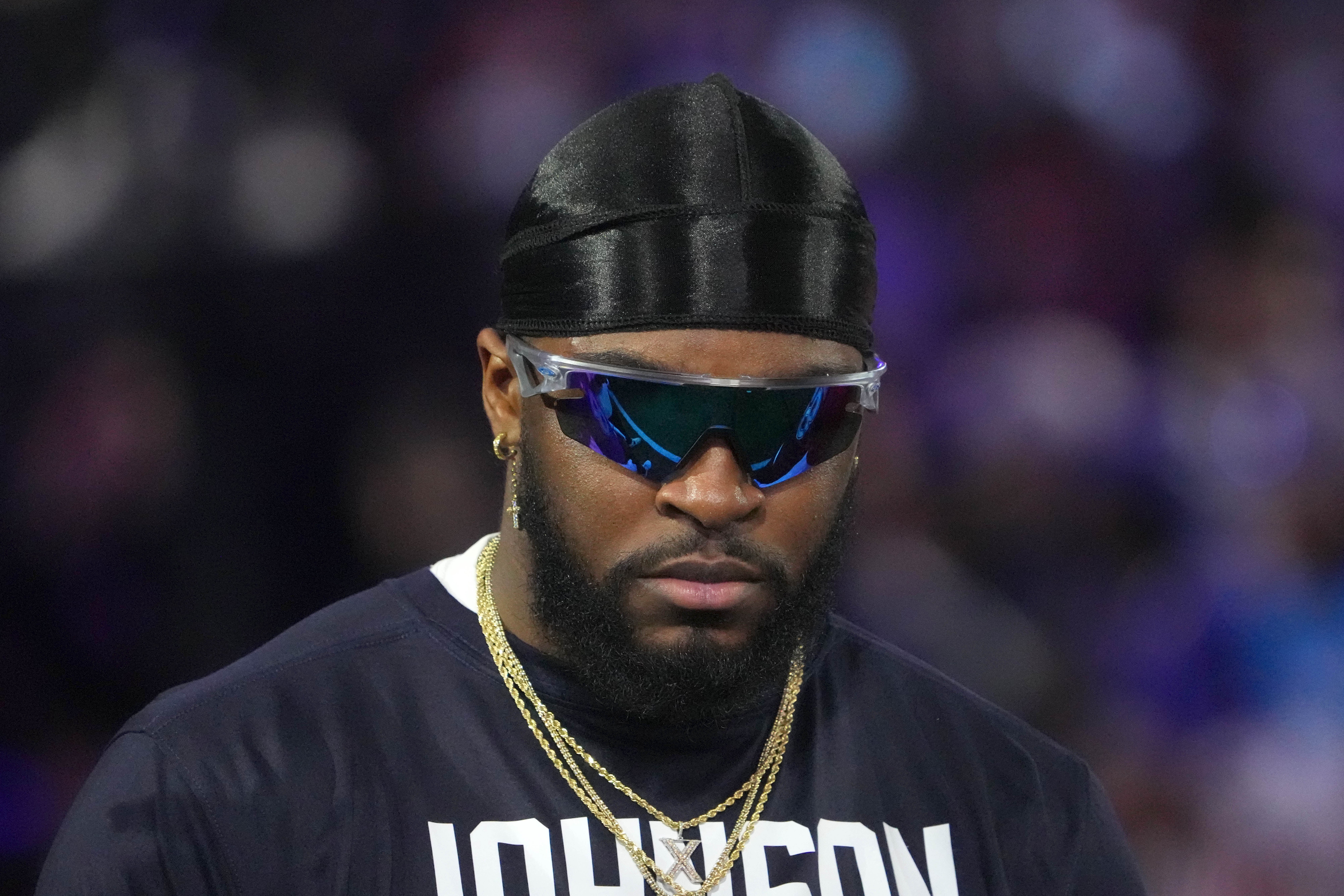 Jan 30, 2025; Orlando, FL, USA; NFC defensive back Jaylon Johnson of the Chicago Bears (1) during the Satisfying Catch event at the Pro Bowl Skills Challenge at Nicholson Fieldhouse.