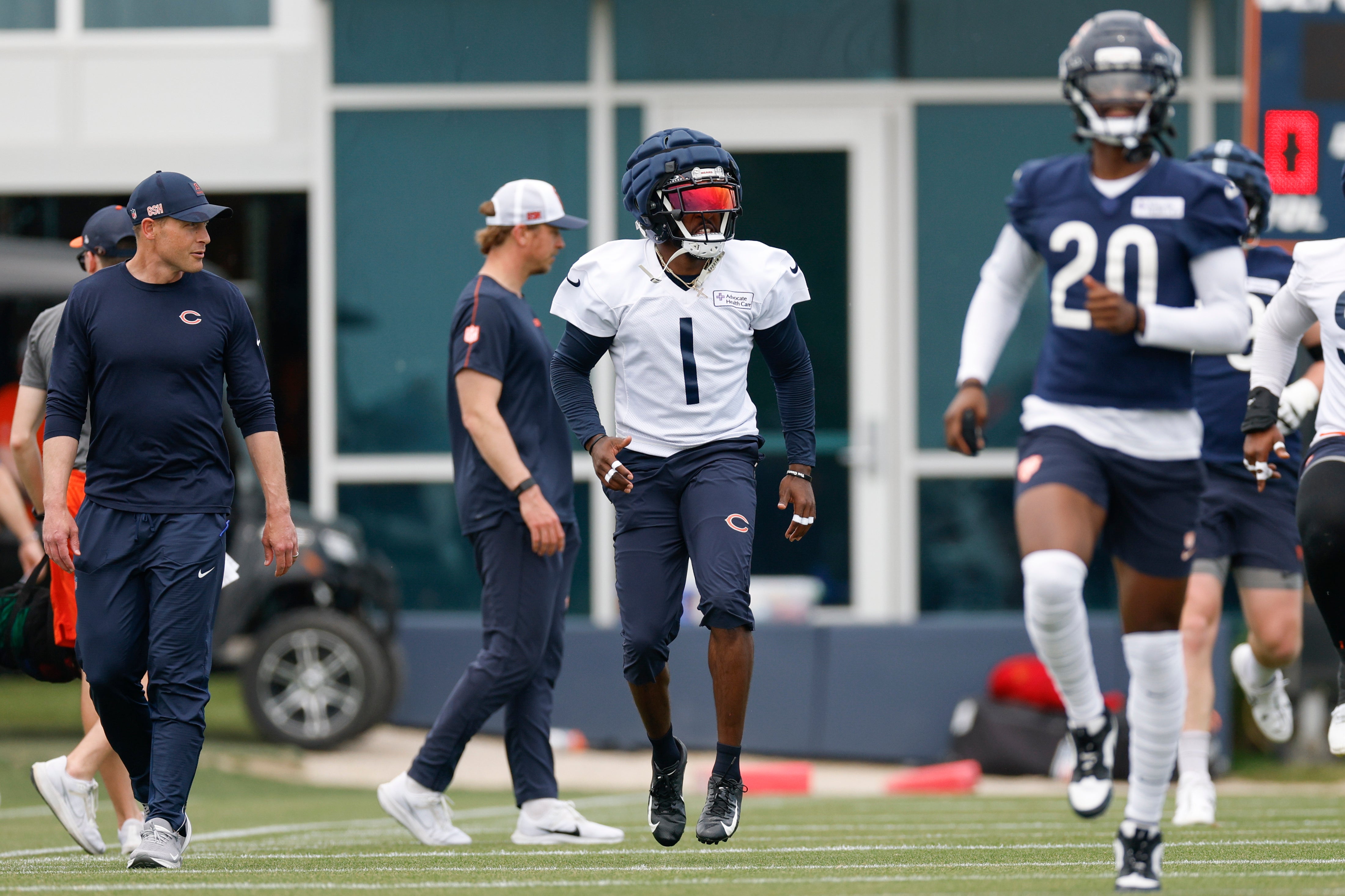 Jun 3, 2025; Lake Forest, IL, USA; Chicago Bears cornerback Jaylon Johnson (1) warms up during minicamp at Halas Hall.