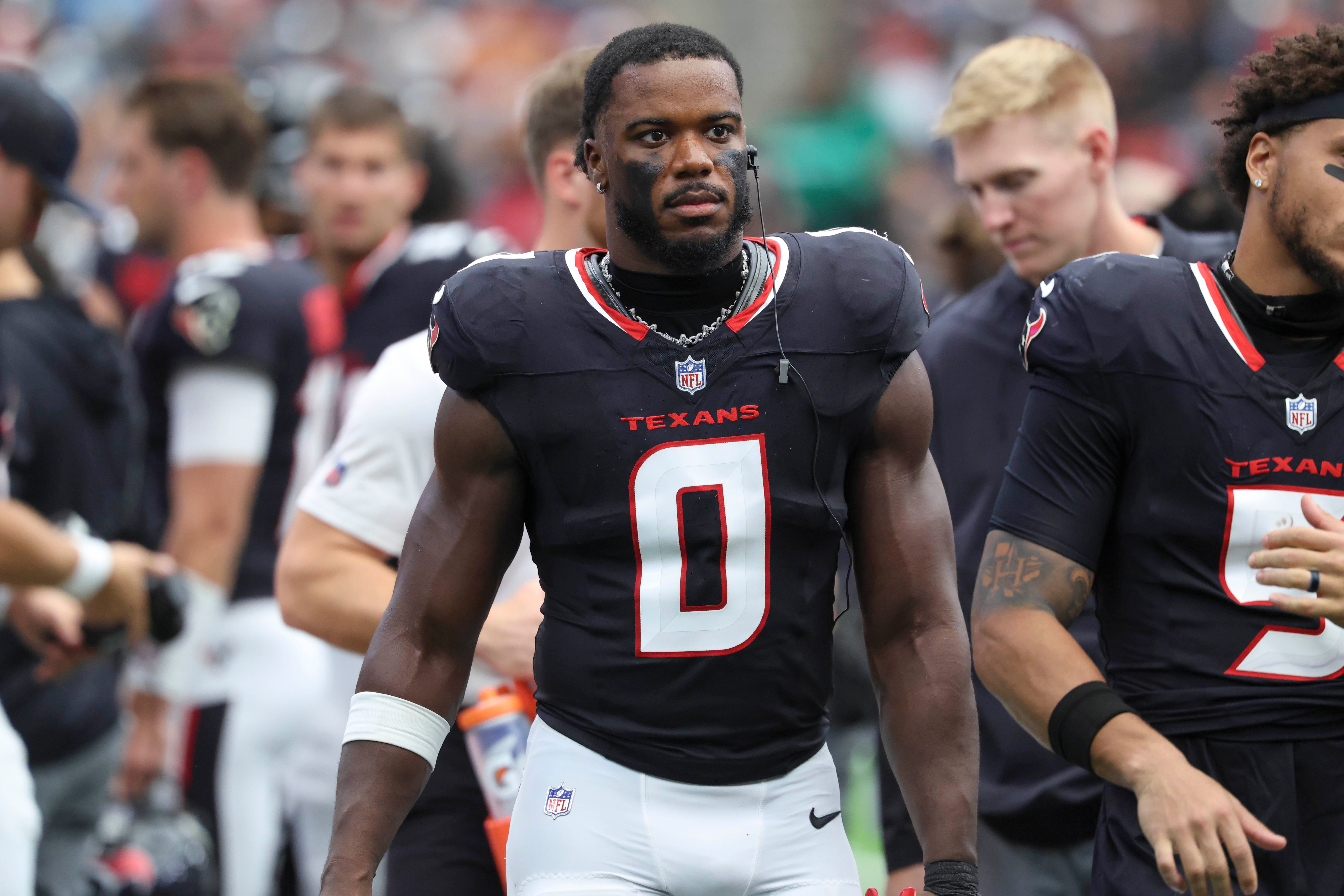 Houston Texans linebacker Azeez Al-Shaair (0) on the sideline