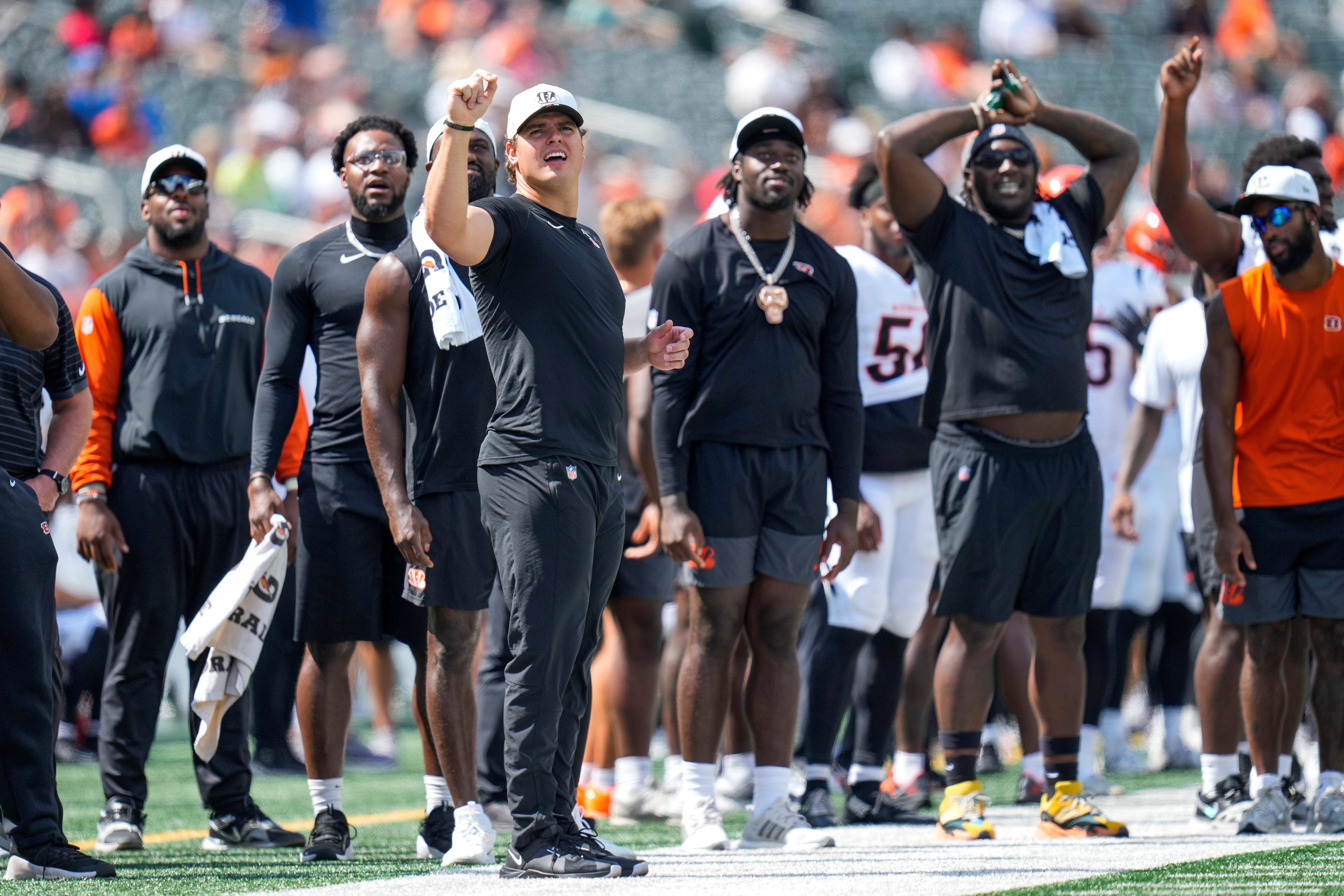 Cincinnati Bengals defensive end Trey Hendrickson (91) watches a replay in the fourth quarter of the NFL Preseason Week 3 game between the Cincinnati Bengals and the Indianapolis Colts at Paycor Stadium in Cincinnati on Saturday, Aug. 23, 2025. The Colts won 41-14.