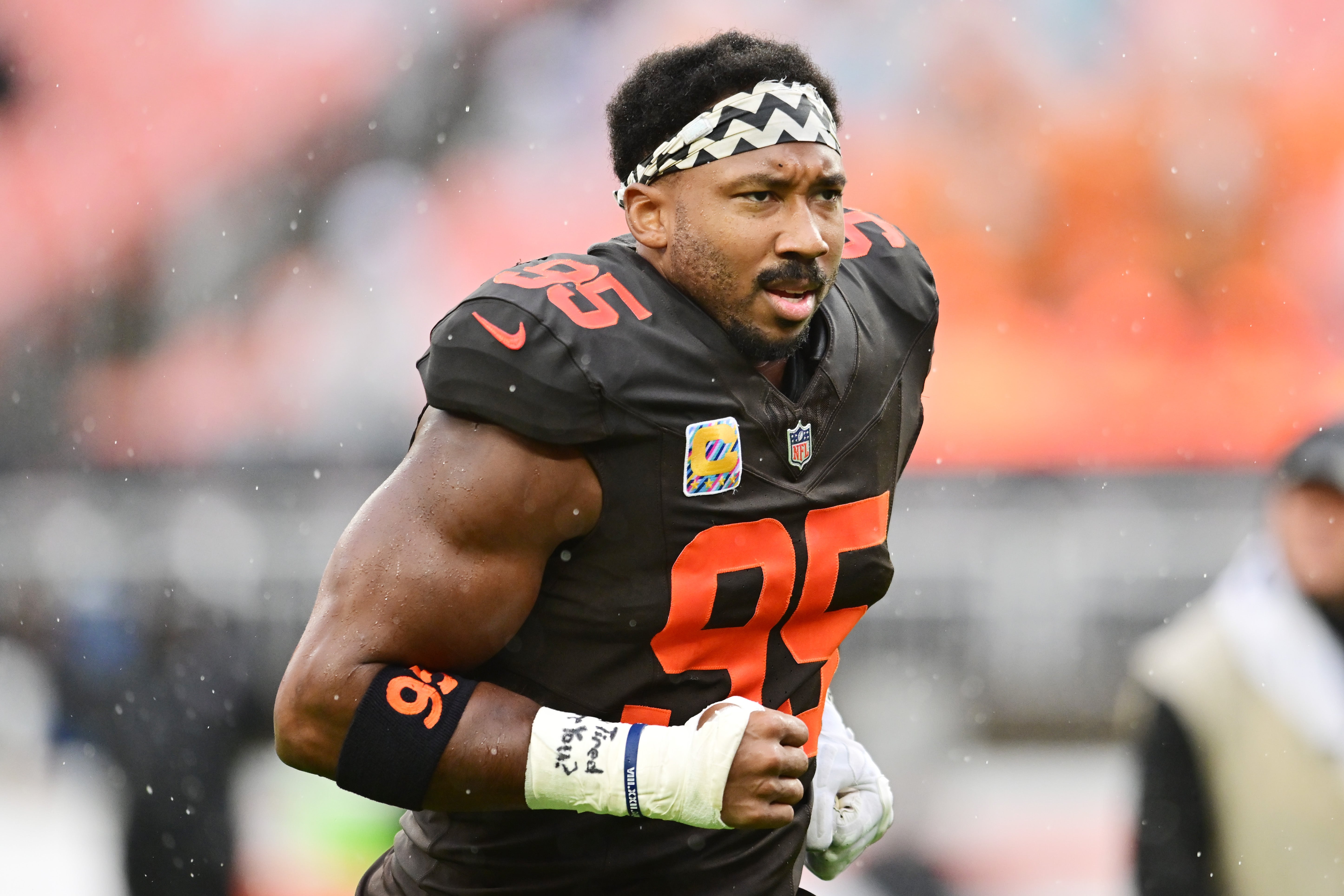 Browns Edge Myles Garrett