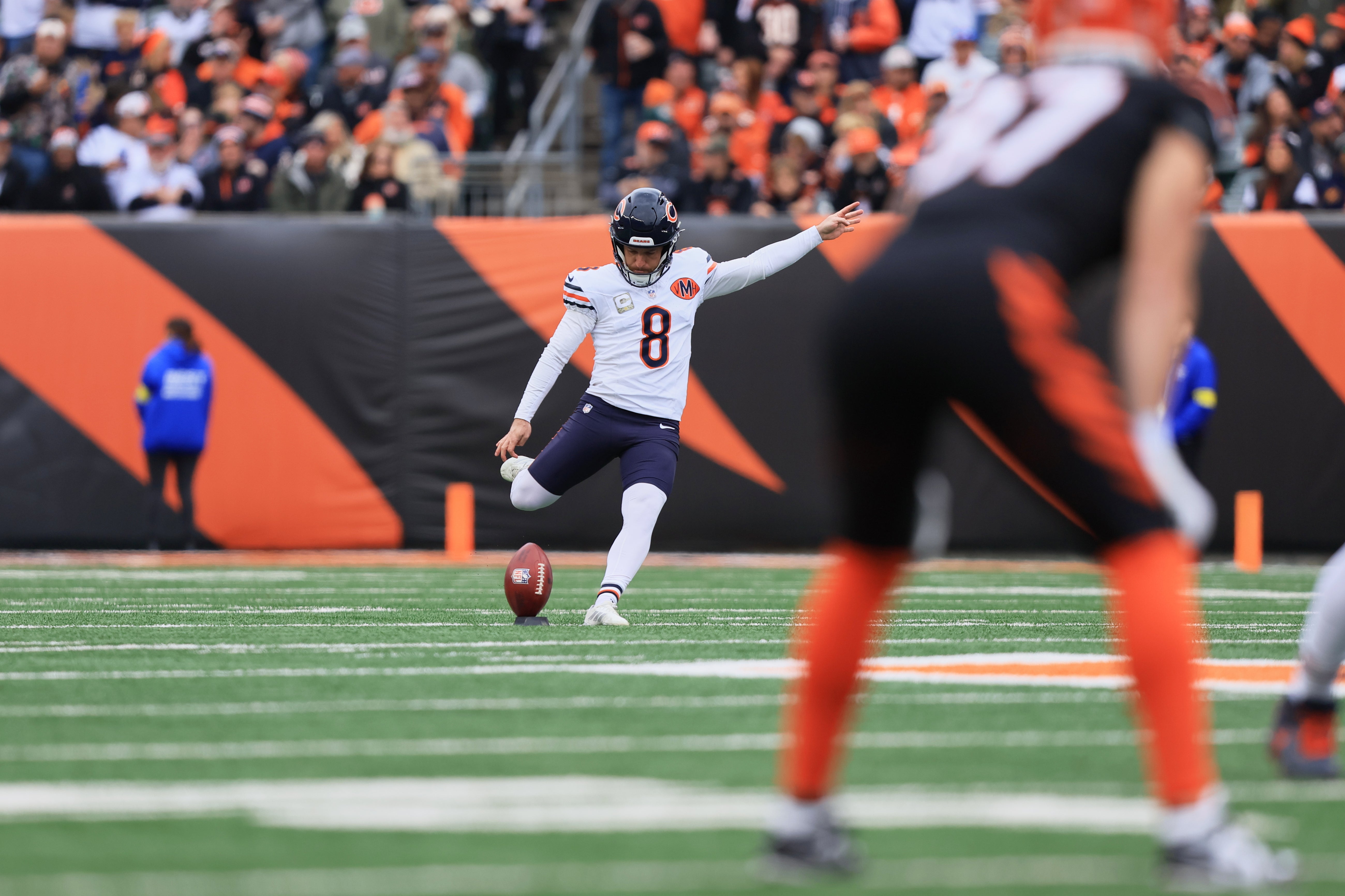Nov 2, 2025; Cincinnati, Ohio, USA; Chicago Bears placekicker Cairo Santos (8) kicks the ball against the Cincinnati Bengals during the first quarter at Paycor Stadium.