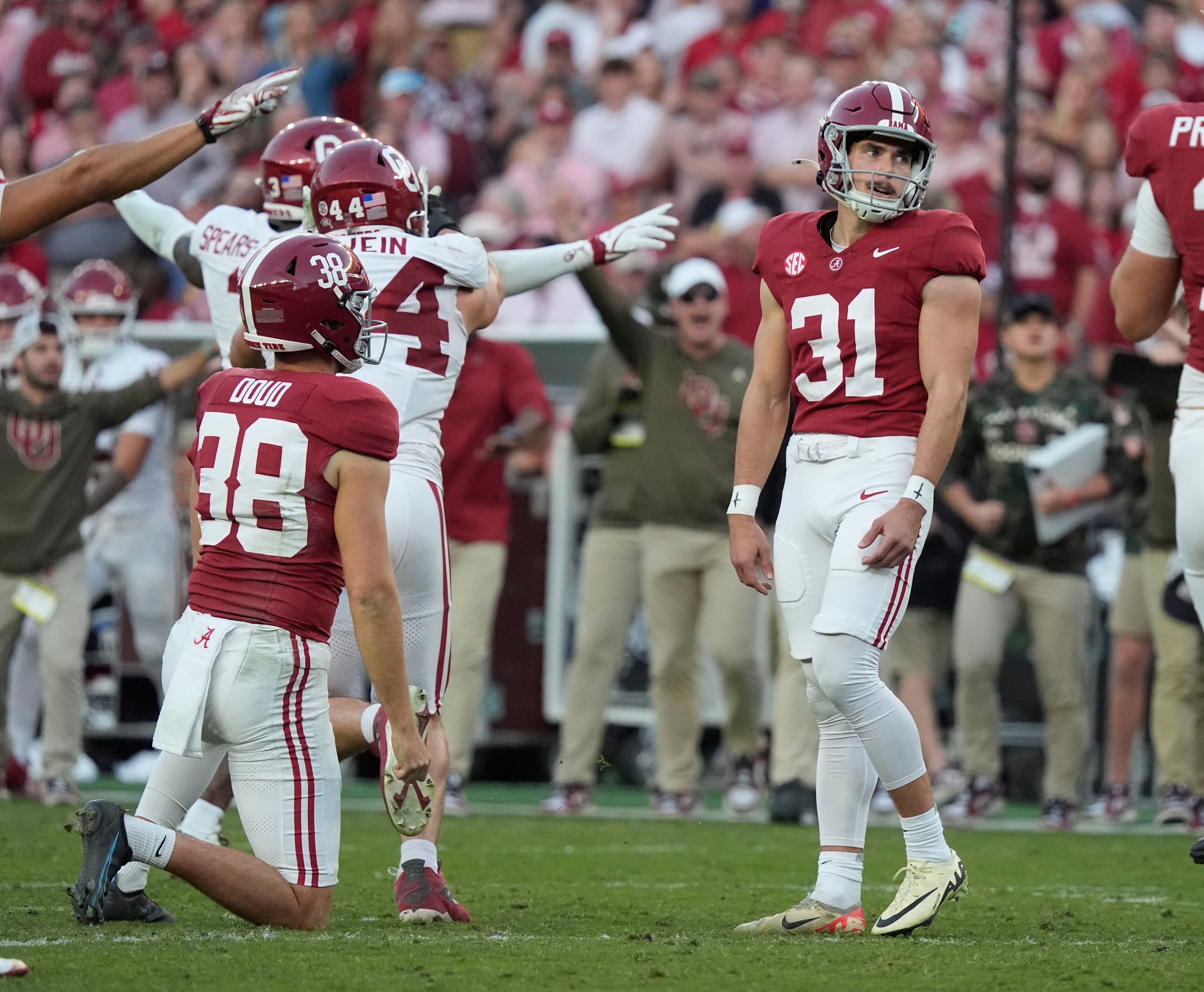 Nov 15, 2025; Tuscaloosa, Alabama, USA; Alabama Crimson Tide kicker Conor Talty (31) reacts after missing a field goal to end the first half against the Oklahoma Soonersat Saban Field at Bryant-Denny Stadium.