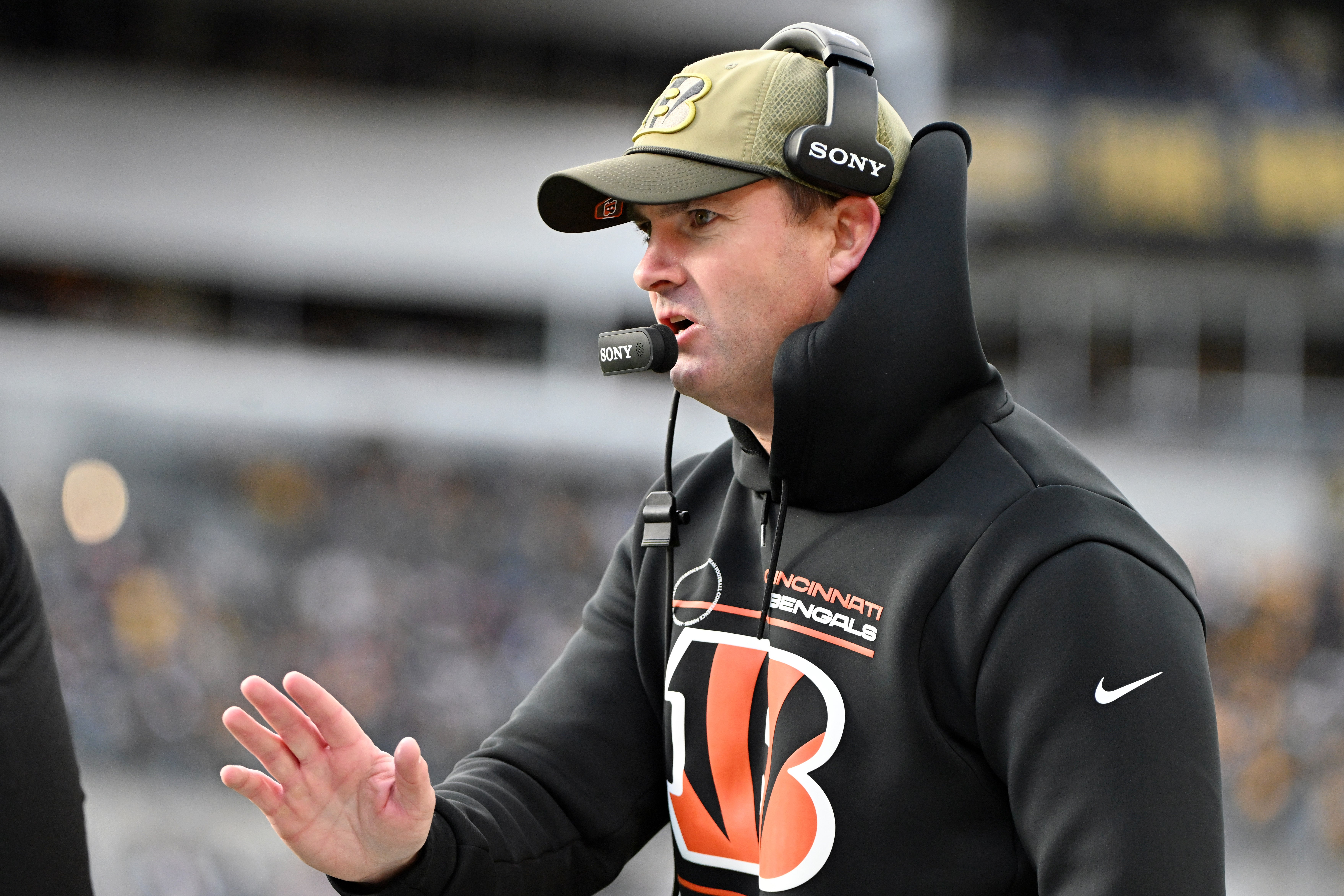 Nov 16, 2025; Pittsburgh, Pennsylvania, USA; Cincinnati Bengals head coach Zac Taylor talks to an official following a play against the Pittsburgh Steelers during the first half at Acrisure Stadium.