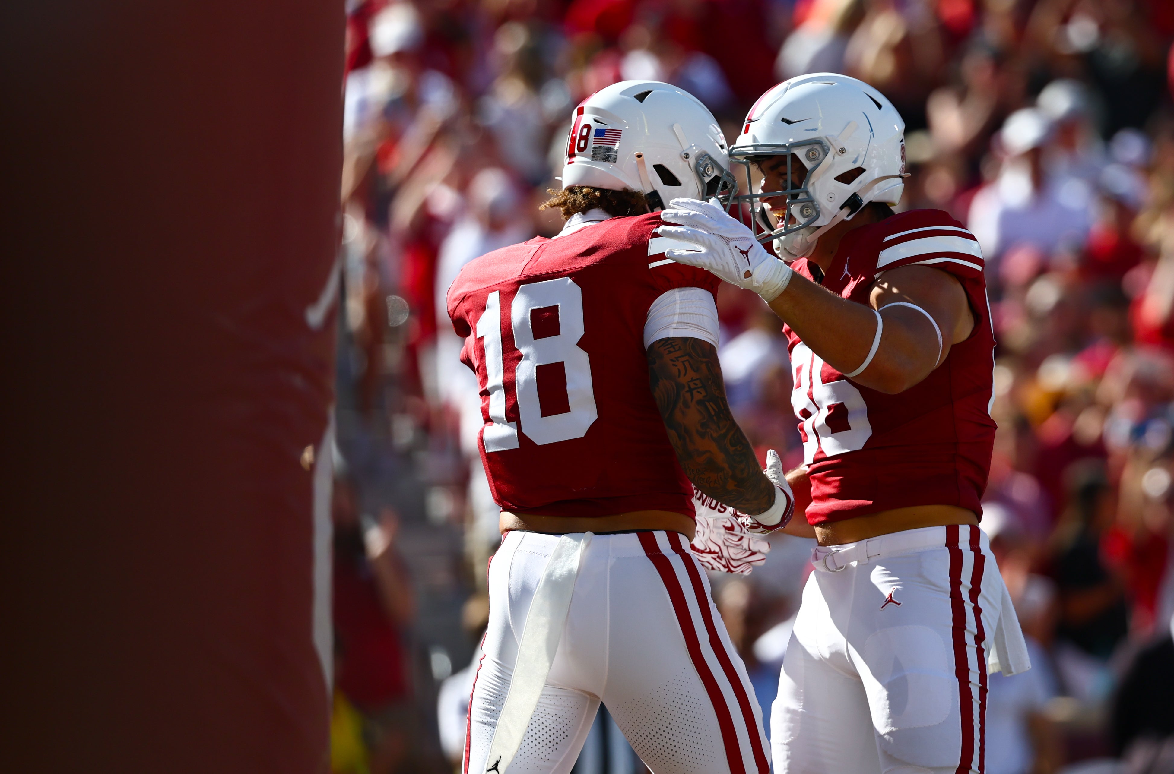 Oklahoma Sooners tight ends Kaden Helms and Carson Kent