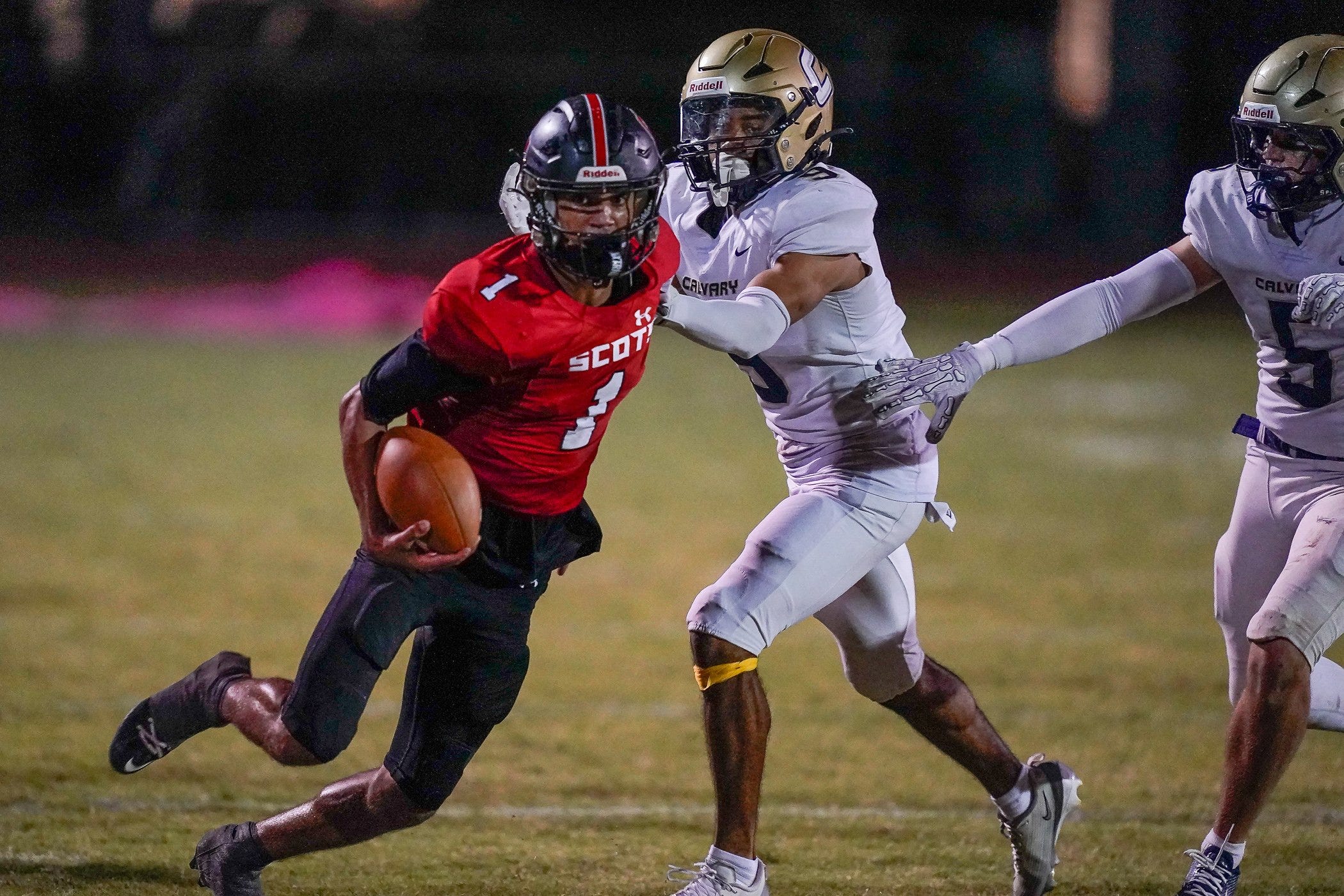 St. Andrews wide receiver Dylan Faison (1) rushes after a reception during the fourth quarter of a 16-14 loss to Calvary Christian Academy on Oct. 17, 2025, in Boca Raton, FL.