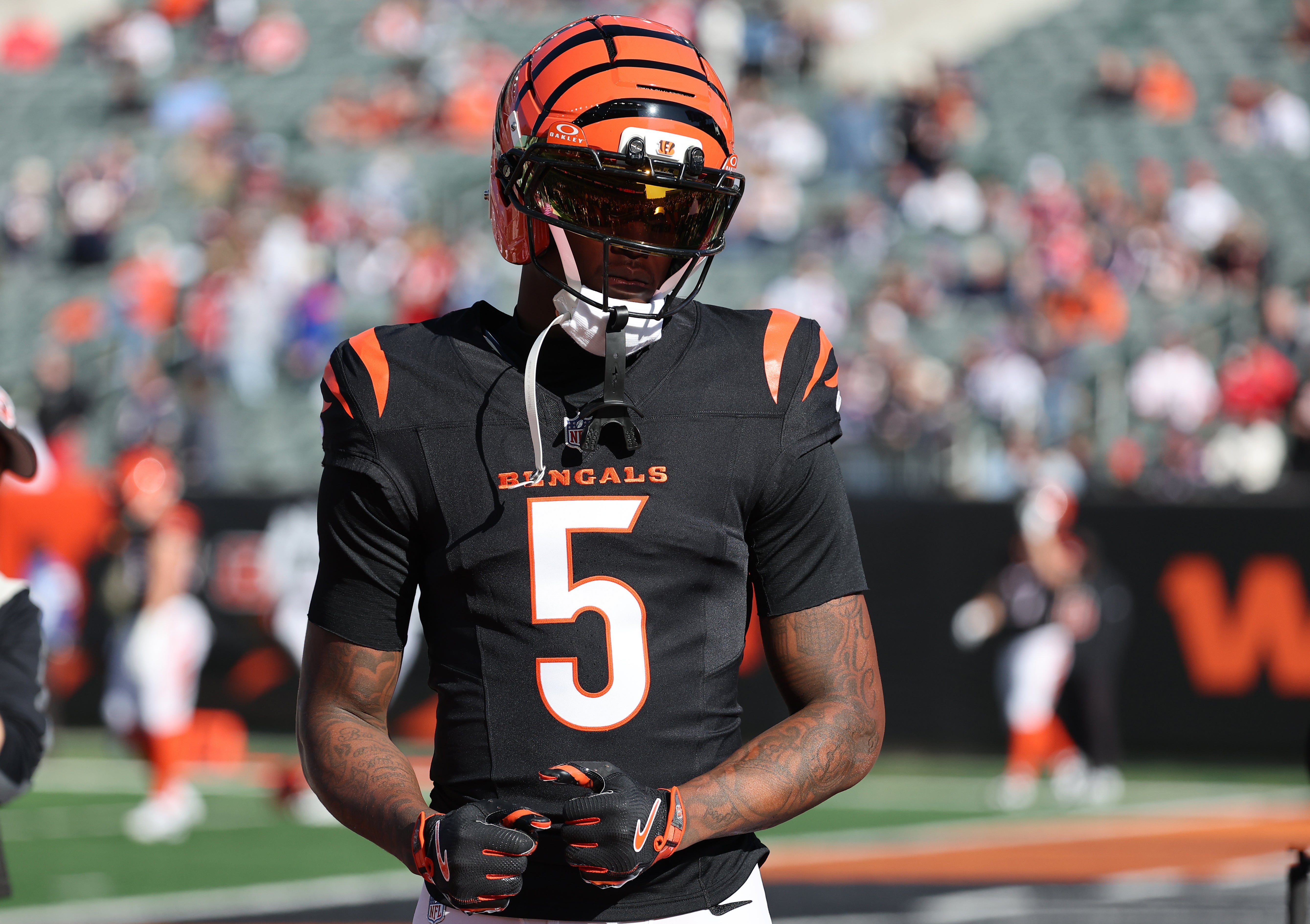 Nov 23, 2025; Cincinnati, Ohio, USA; Cincinnati Bengals wide receiver Tee Higgins (5) warms up before a game against the New England Patriots at Paycor Stadium.