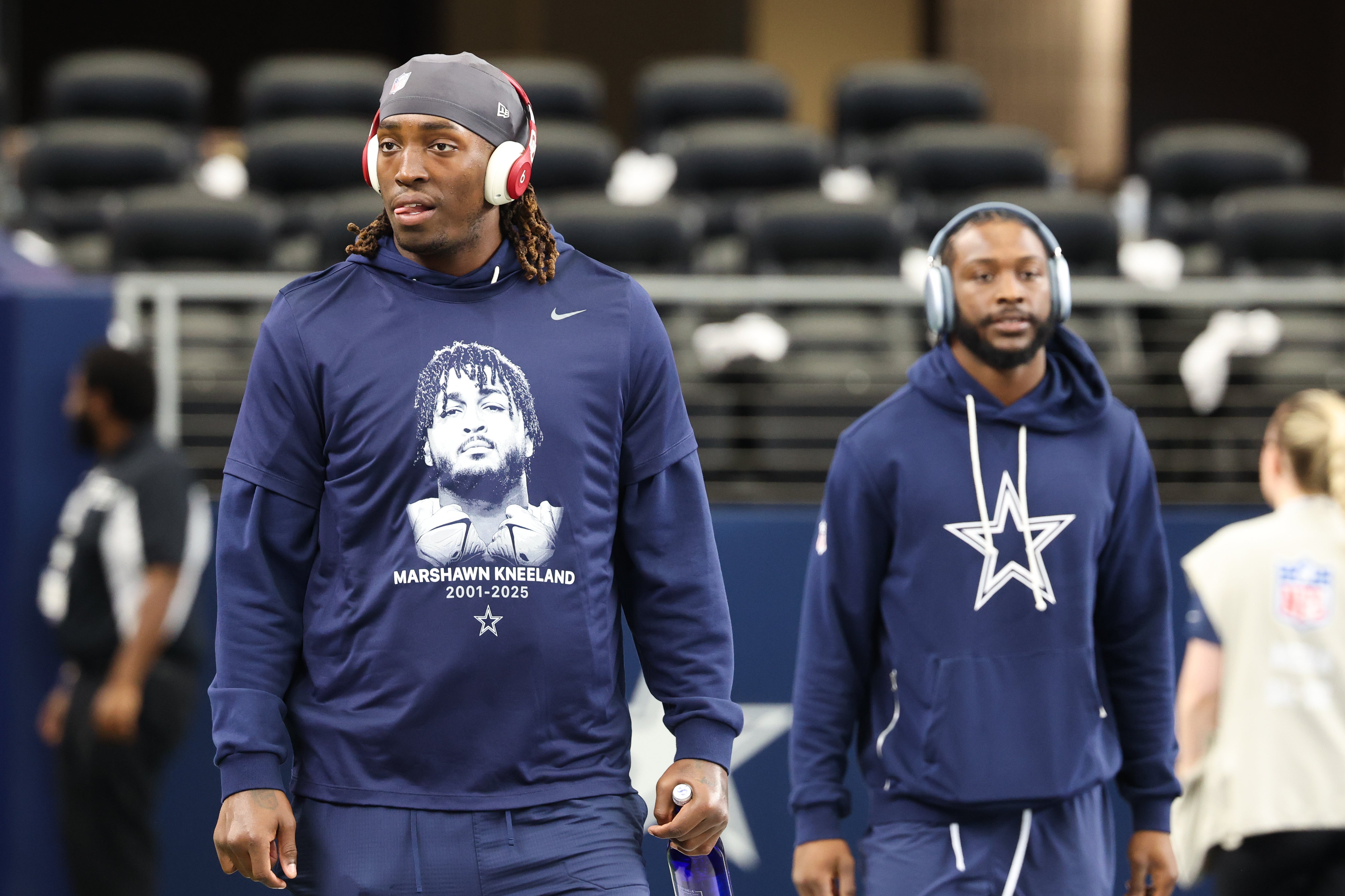 Nov 23, 2025; Arlington, Texas, USA; Dallas Cowboys offensive tackle Tyler Guyton (60) wears Beats by Dre during warm ups prior to the game against the Philadelphia Eagles at AT&T Stadium.