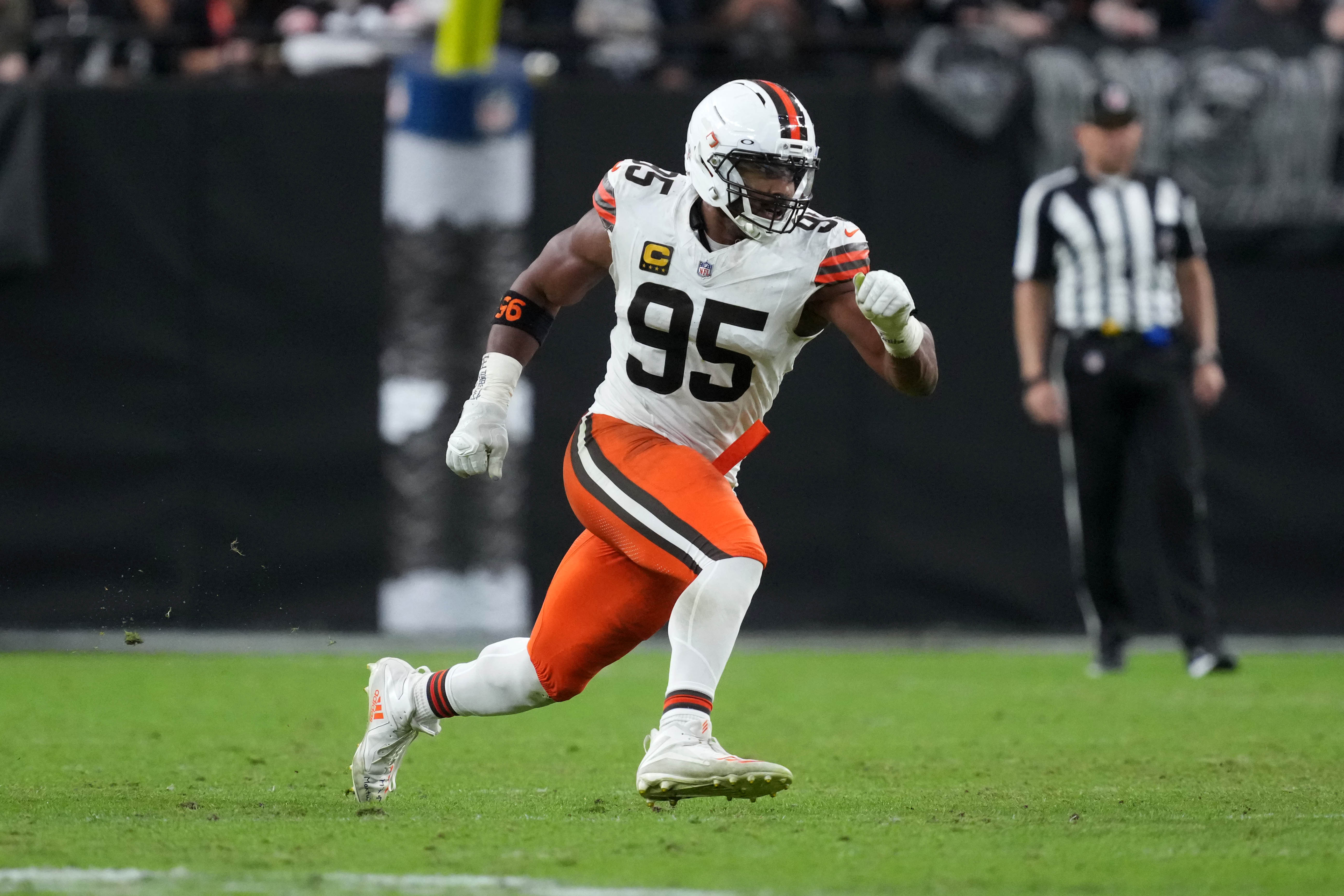 Nov 23, 2025; Paradise, Nevada, USA; Cleveland Browns defensive end Myles Garrett (95) against the Las Vegas Raiders in the second half at Allegiant Stadium.