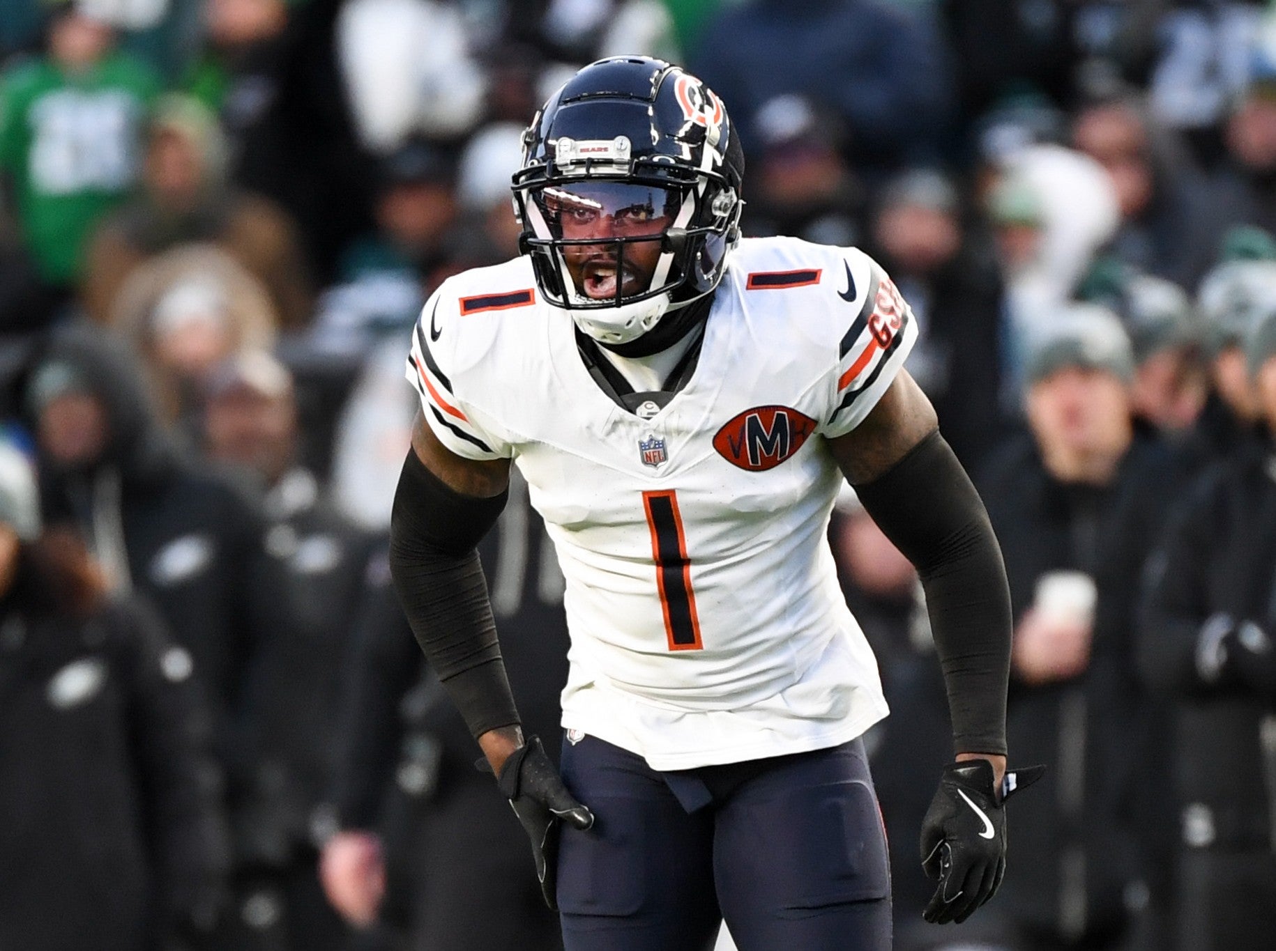 Nov 28, 2025; Philadelphia, Pennsylvania, USA; Chicago Bears cornerback Jaylon Johnson (1) lines up for a play against the Philadelphia Eagles during the second quarter of the game at Lincoln Financial Field.