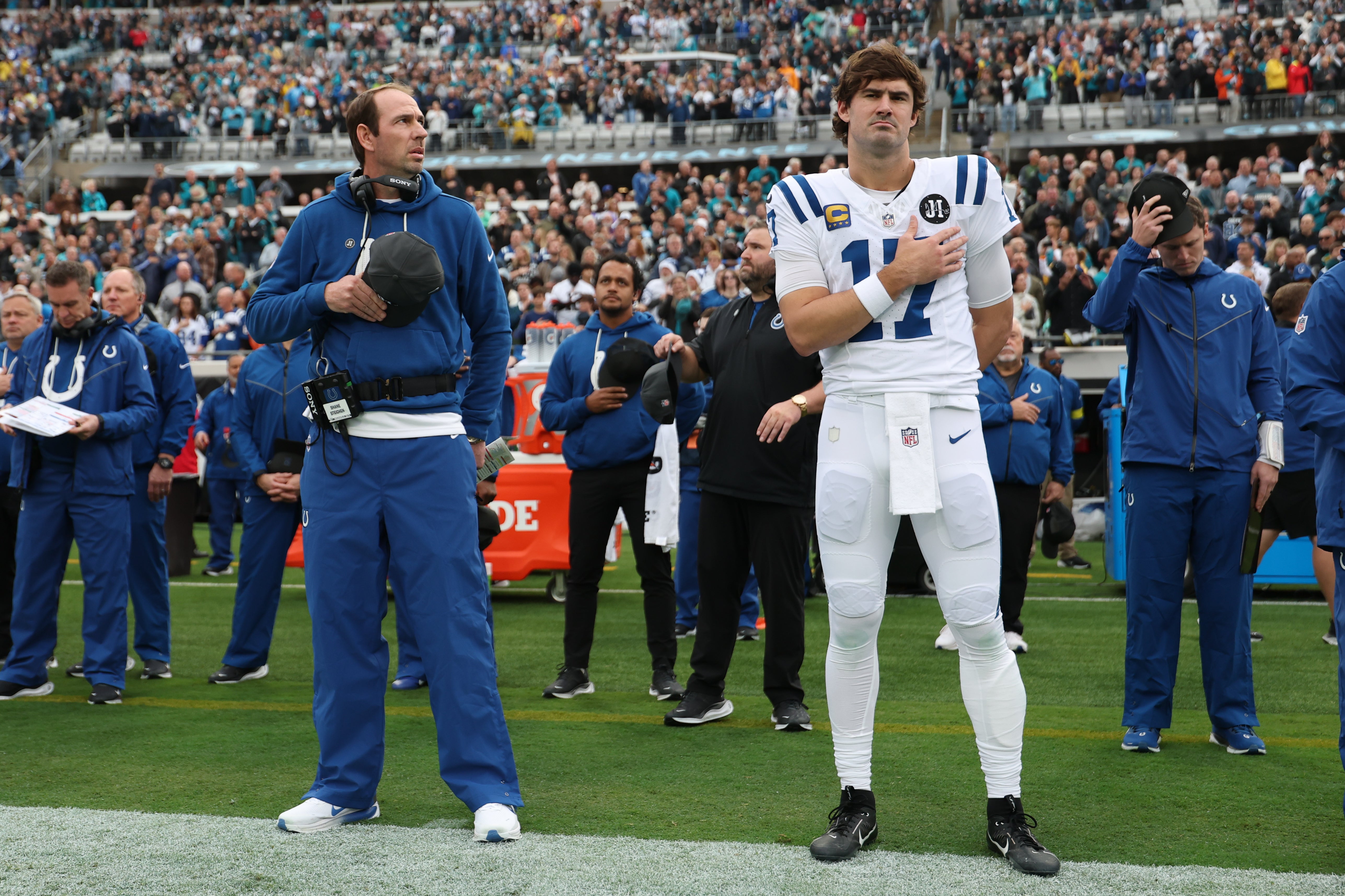 Colts head coach Shane Steichen and QB Daniel Jones on the sideline
