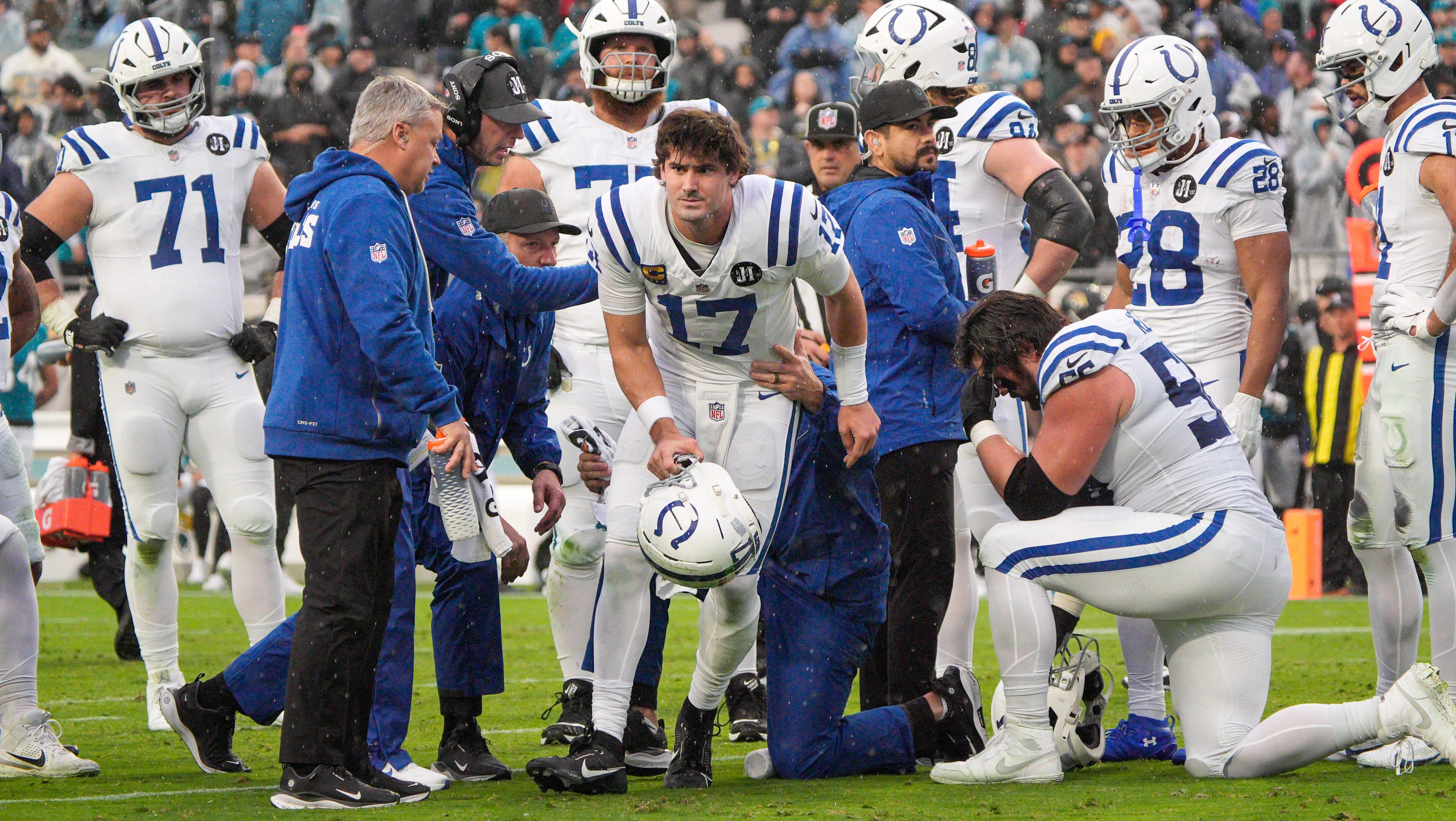 Colts QB Daniel Jones suffers injury in Week 14 loss to the Jaguars