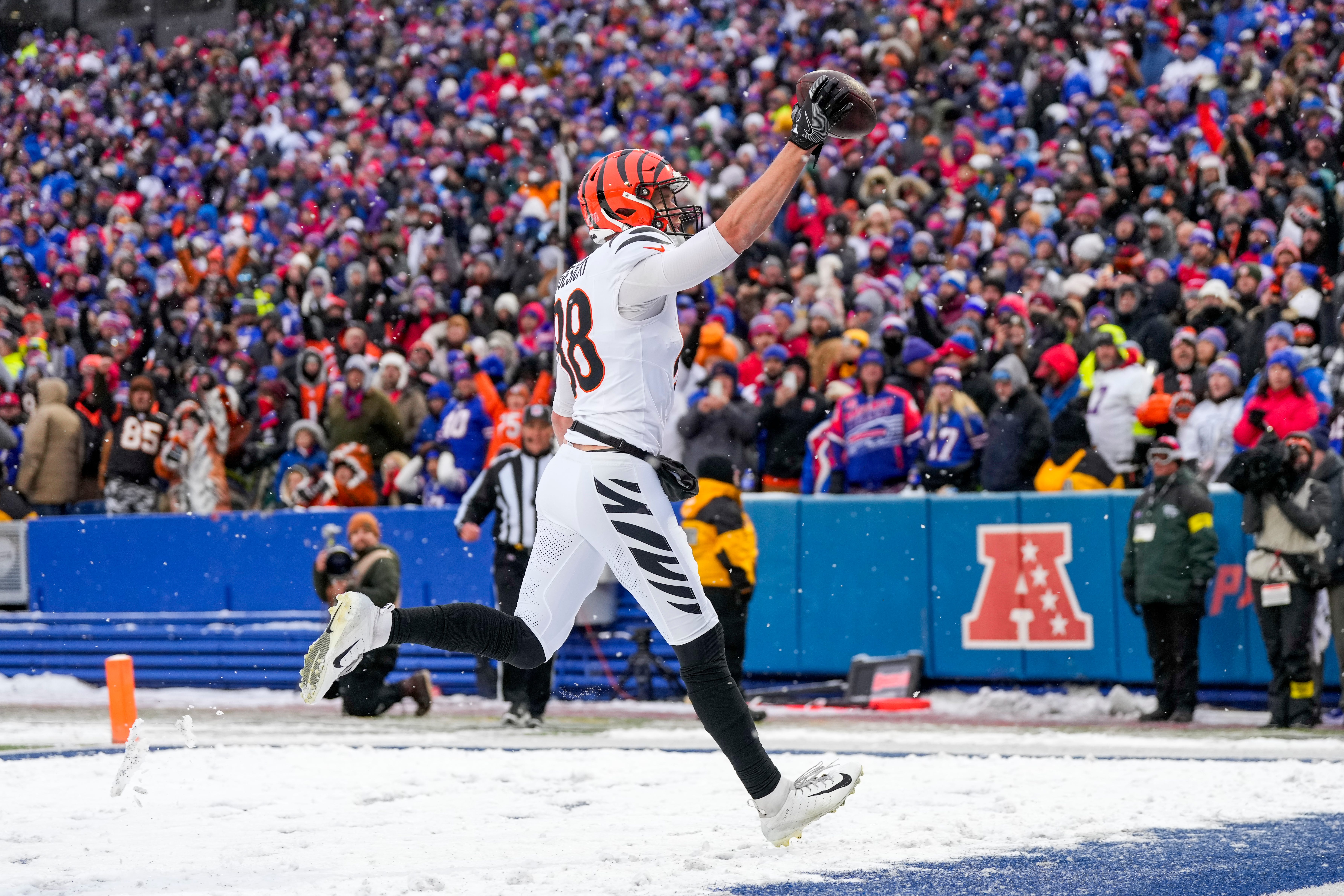 Cincinnati Bengals tight end Mike Gesicki (88) catches a pass for a touchdown in the fourth quarter of the NFL Week 14 game between the Buffalo Bills and the Cincinnati Bengals at Highmark Stadium in Orchard Park, N.Y., on Sunday, Dec. 7, 2025. The Bills overcame a halftime deficit to win 39-34.