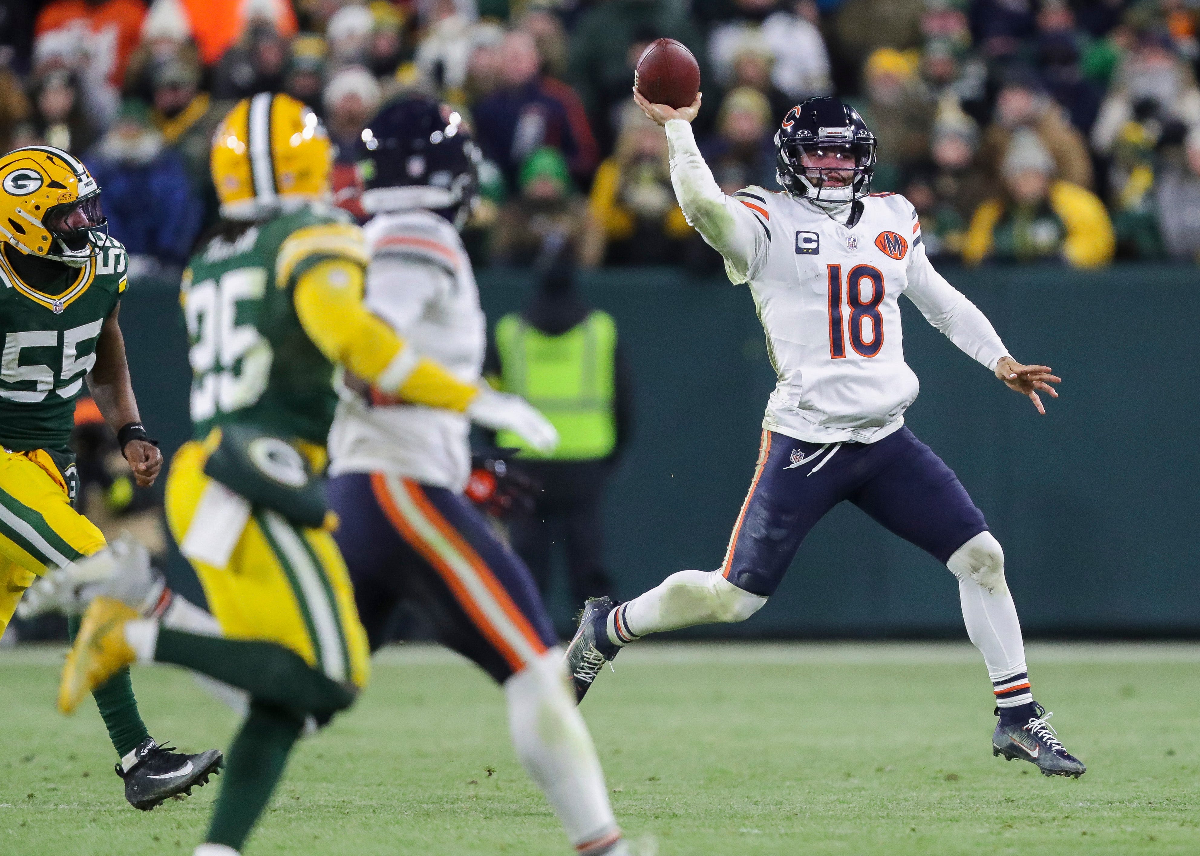 Chicago Bears quarterback Caleb Williams (18) passes the ball against the Green Bay Packers on Sunday, December 7, 2025, at Lambeau Field in Green Bay, Wis.
