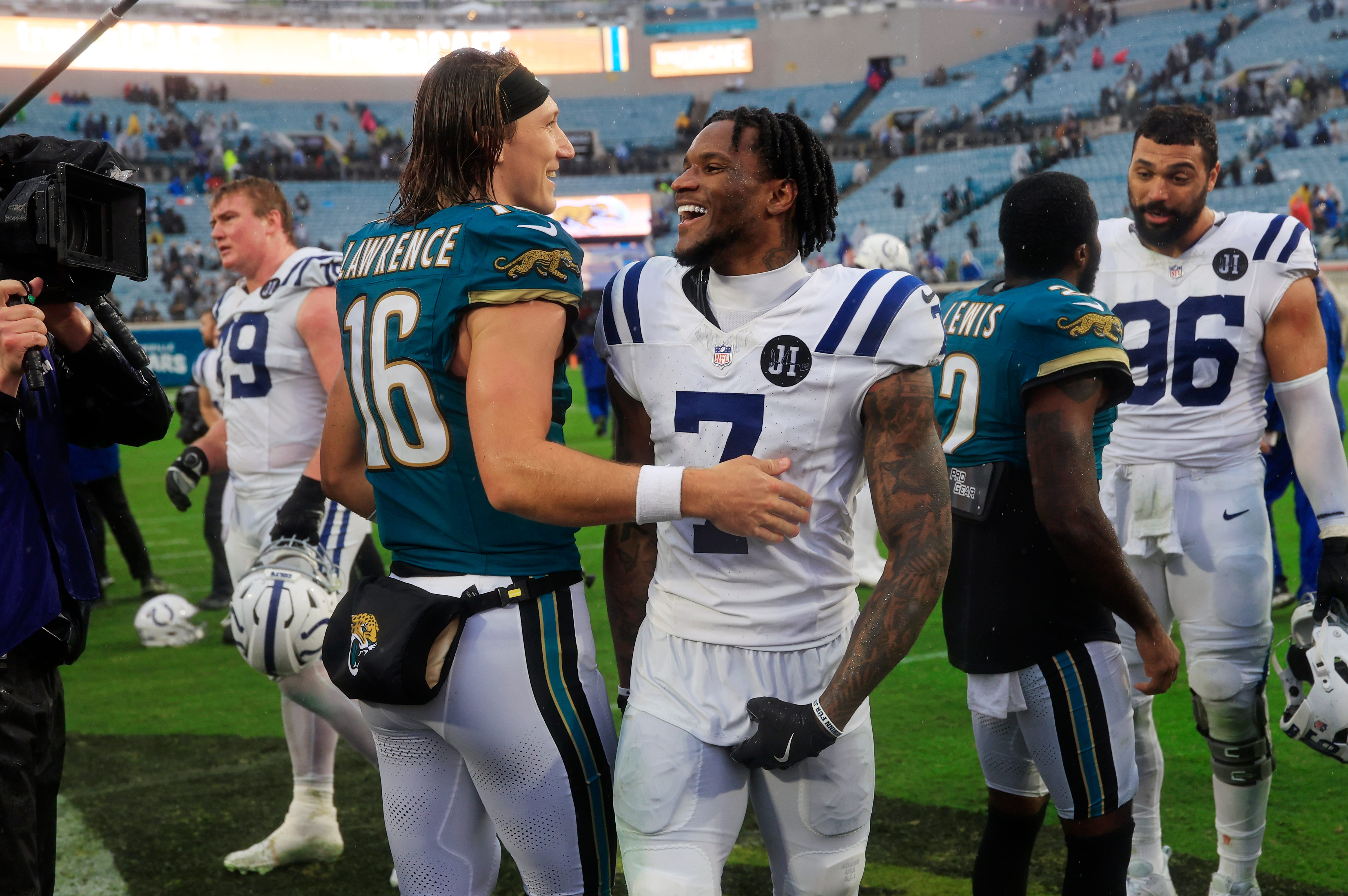 Colts CB Charvarius Ward