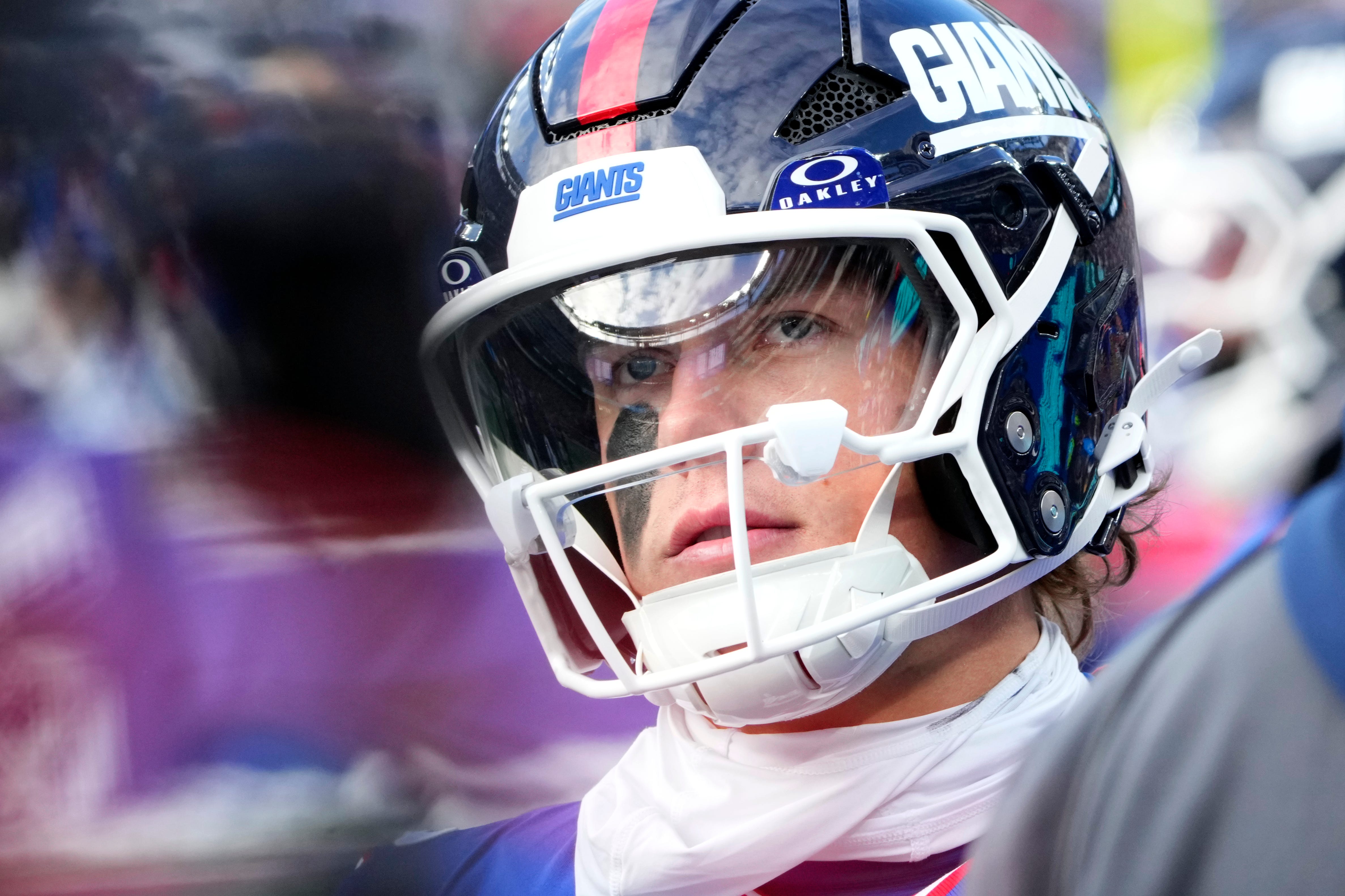 New York Giants quarterback Jaxson Dart (6) is shown before going back on the field during the second quarter, Sunday, December 14, 2025.