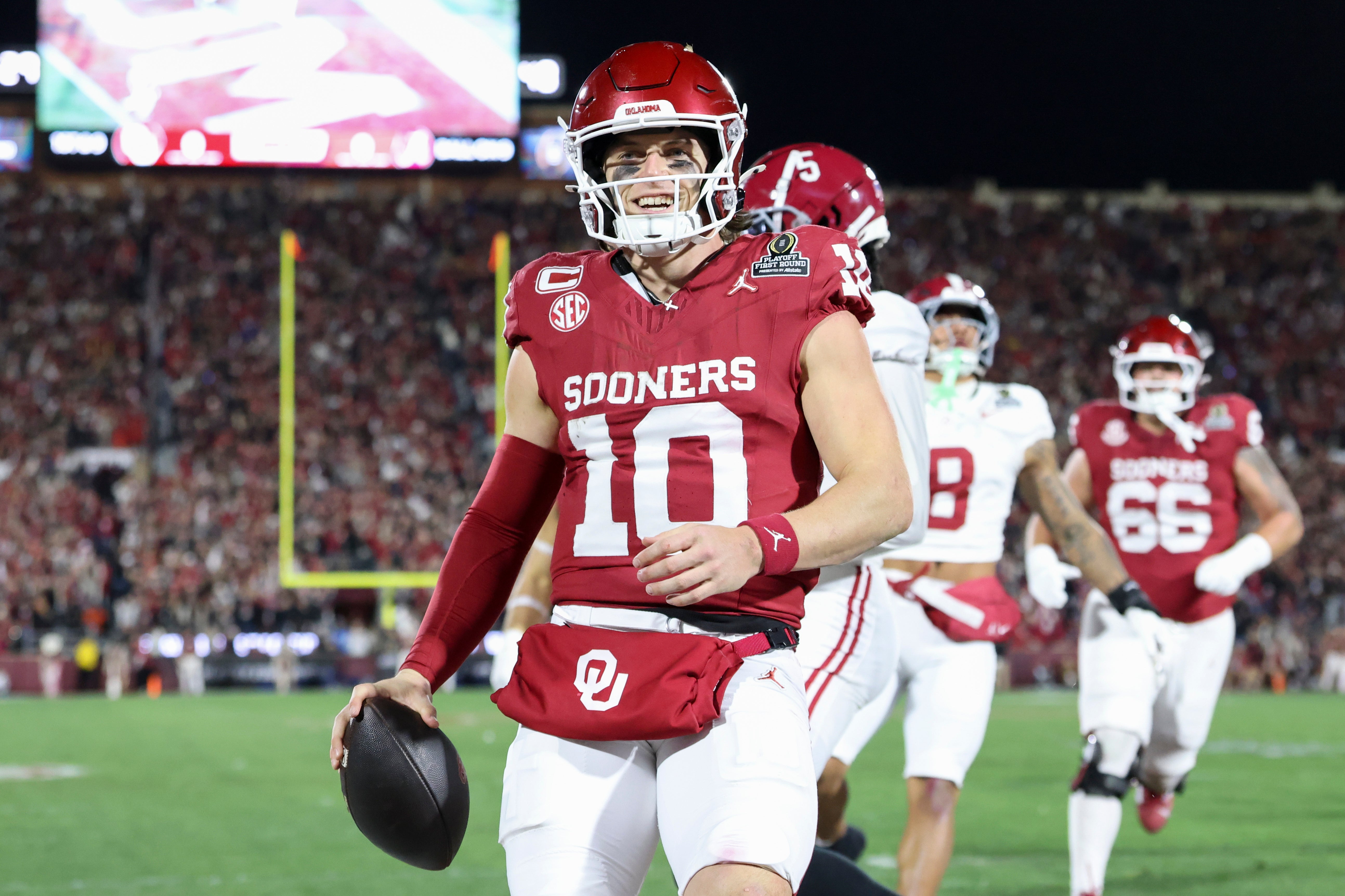 Oklahoma Sooners quarterback John Mateer gets new weapon Jayvan Boggs transfer portal