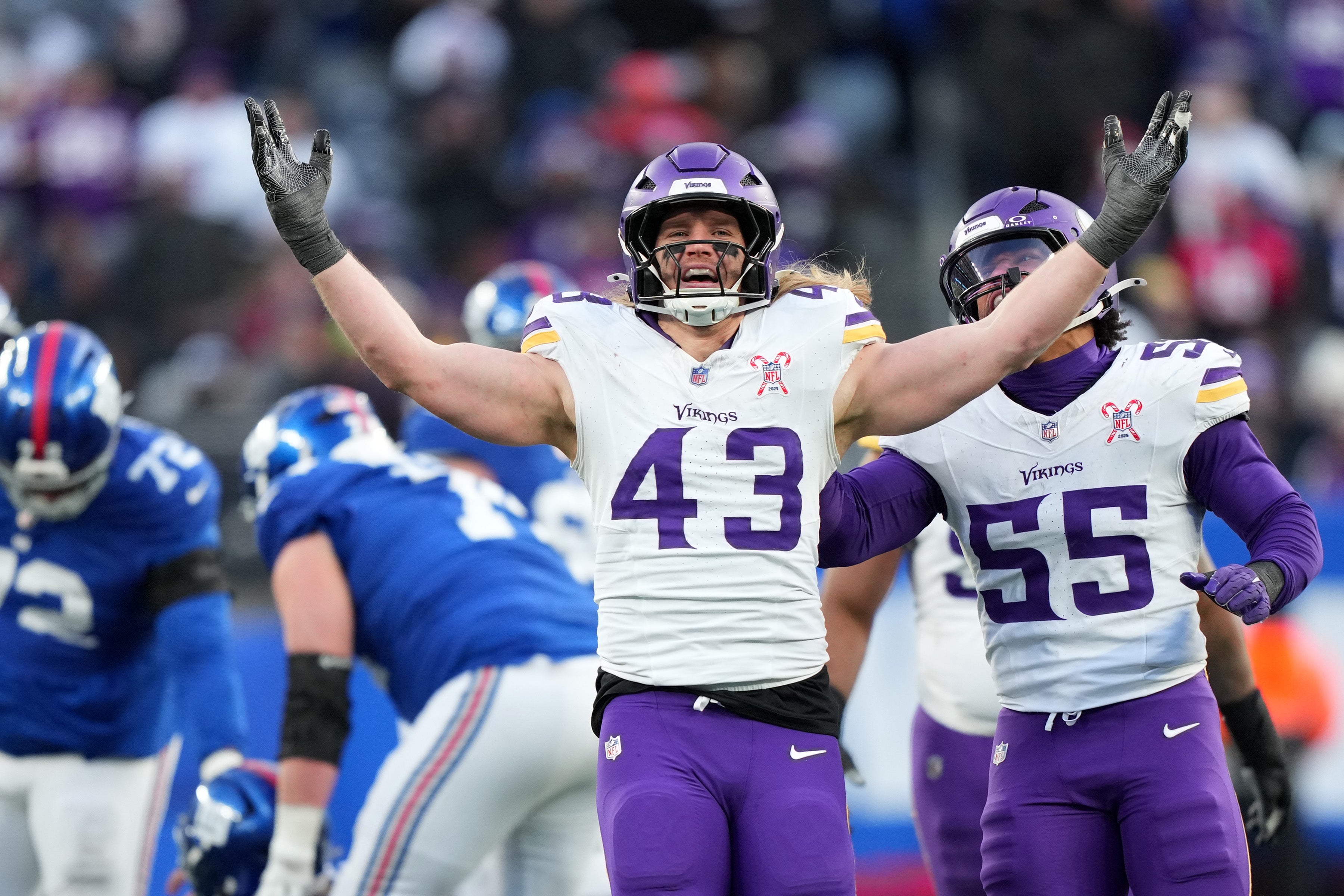 Dec 21, 2025; East Rutherford, New Jersey, USA; Minnesota Vikings outside linebacker Andrew van Ginkel (43) reacts after a tackle against the New York Giants during the second half at MetLife Stadium.