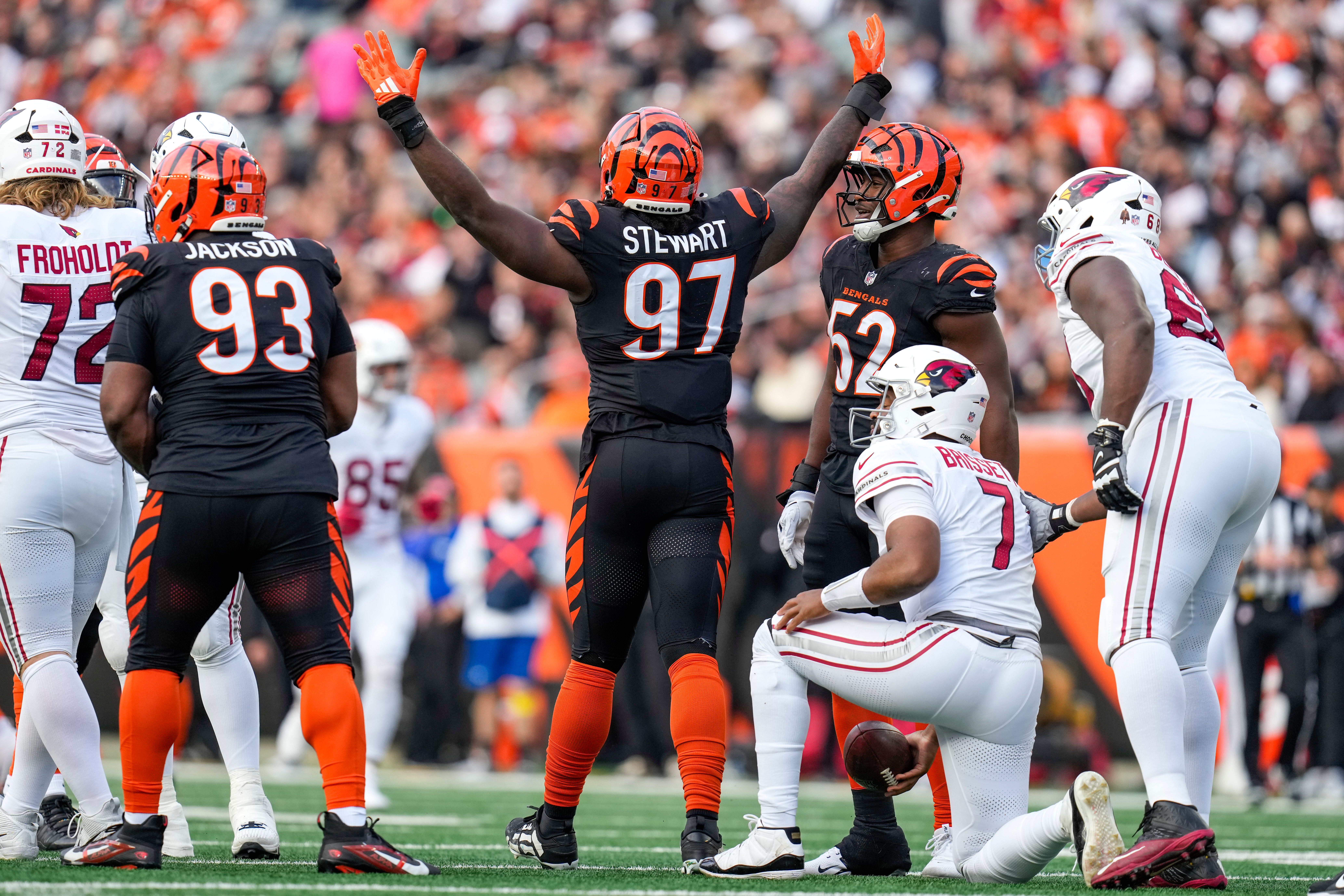 Cincinnati Bengals defensive end Shemar Stewart (97) celebrates a sack in the third quarter of the NFL Week 17 game between the Cincinnati Bengals and the Arizona Cardinals at Paycor Stadium in Downtown Cincinnati on Sunday, Dec. 28, 2025. The Bengals won 37-14.