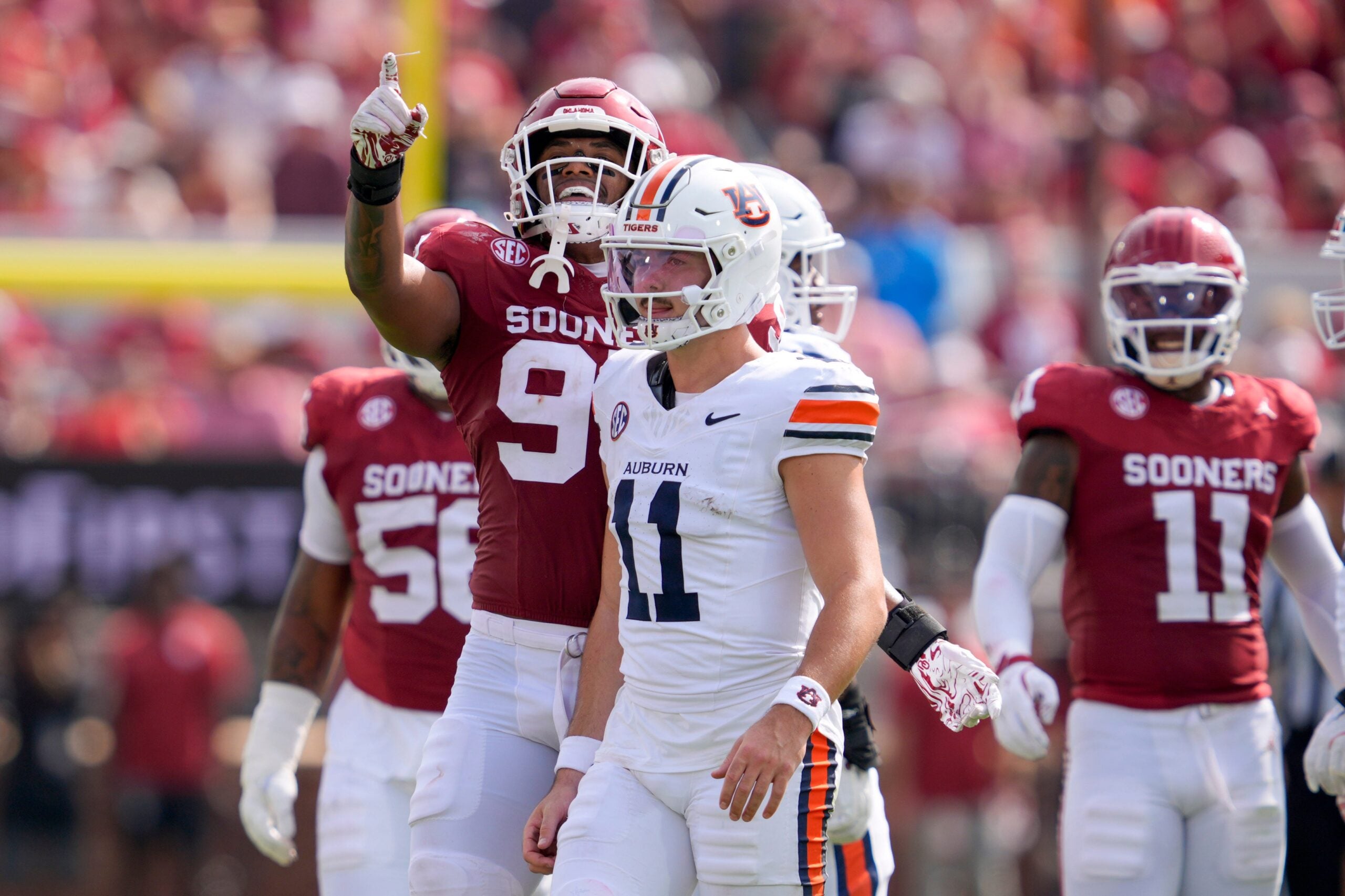 Oklahoma Sooners defense vs. Auburn Tigers quarterback Jackson Arnold could be headed to UNLV