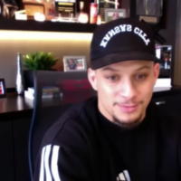 Kansas City Chiefs quarterback Patrick Mahomes knee ACL lcl recovery rehab knee brace