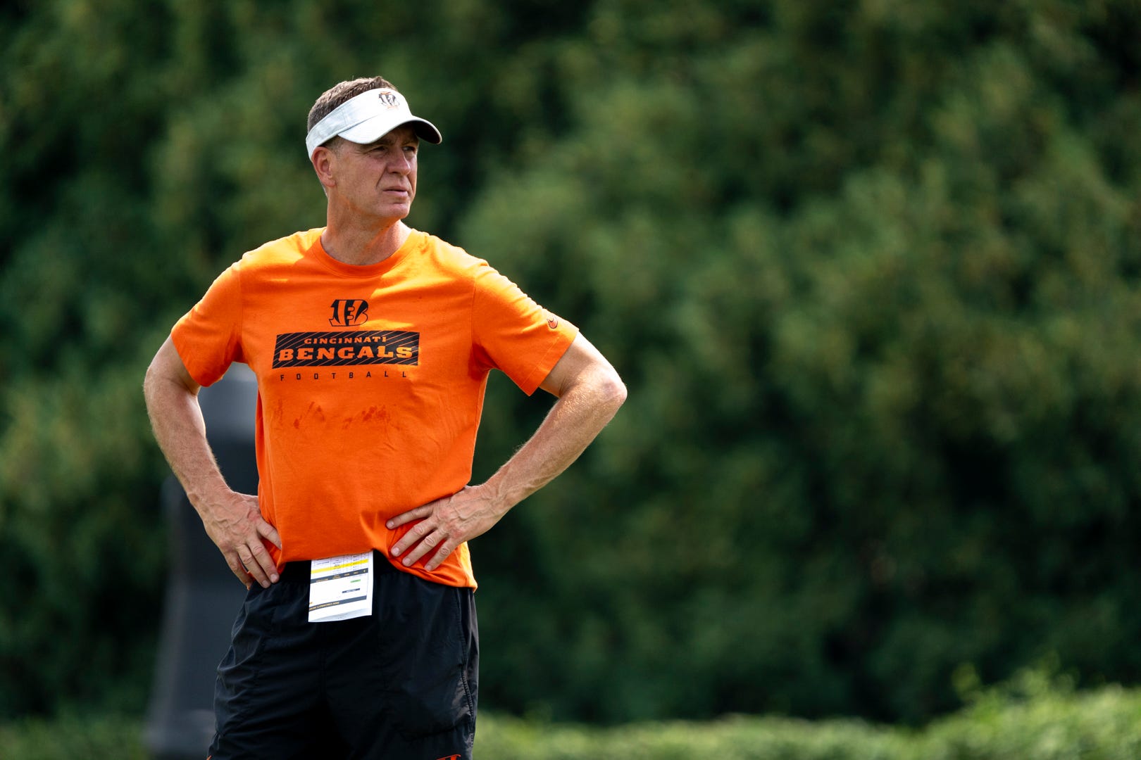 Cincinnati Bengals defensive coordinator Lou Anarumo looks on at Cincinnati Bengals training camp on the Kettering Health Practice Fields in Cincinnati on Sunday, Aug. 4, 2024.
