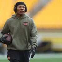 Nov 16, 2025; Pittsburgh, Pennsylvania, USA; Cincinnati Bengals wide receiver Mitchell Tinsley (82) warms up before the game against the Pittsburgh Steelers at Acrisure Stadium.