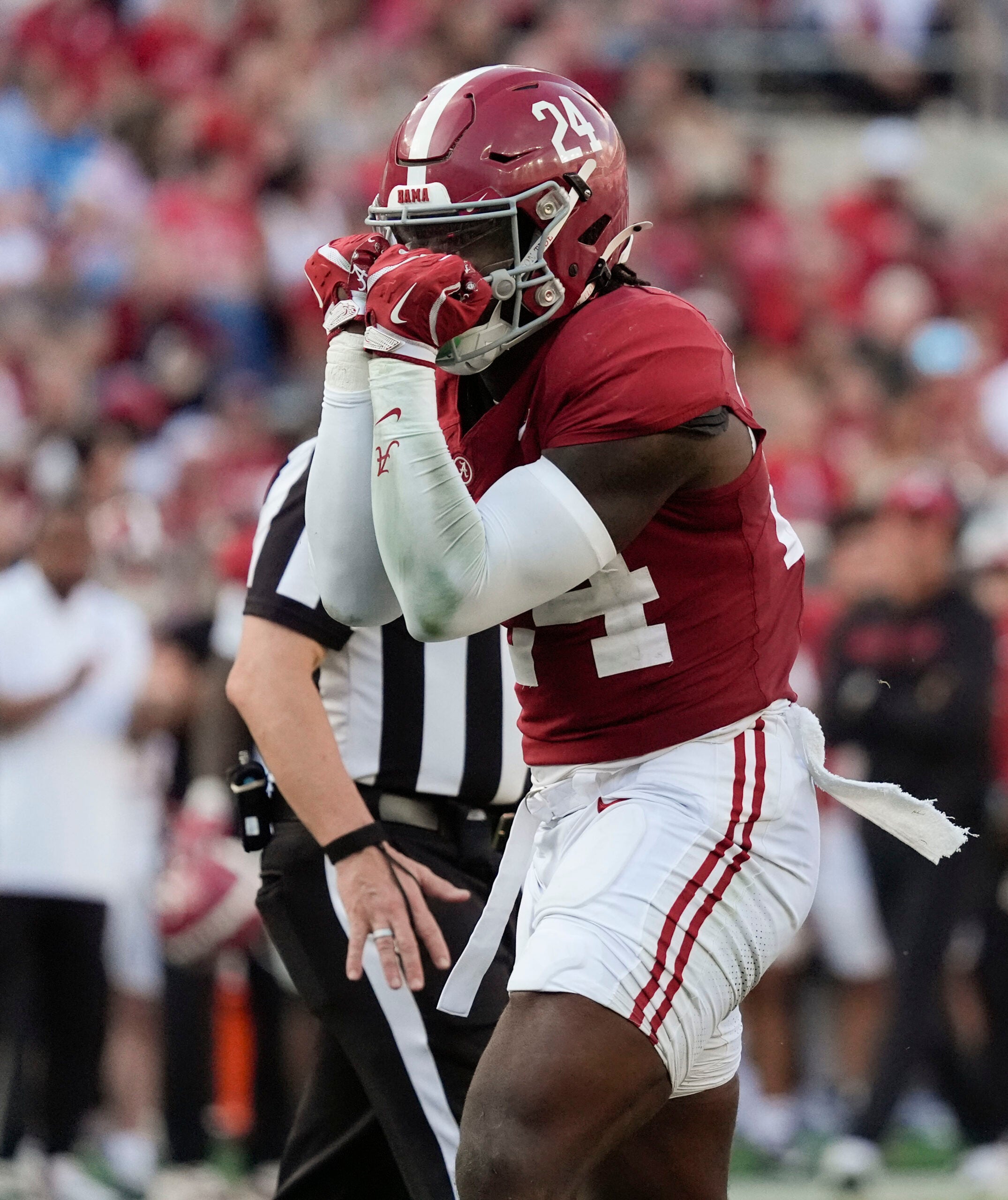 Nov 22, 2025; Tuscaloosa, Alabama, USA; Alabama linebacker Noah Carter (24) celebrates after making a tackle for a loss at Saban Field at Bryant-Denny Stadium.