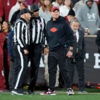 Oklahoma Sooners head coach Brent Venables wide receiver Isaiah Sategna number change