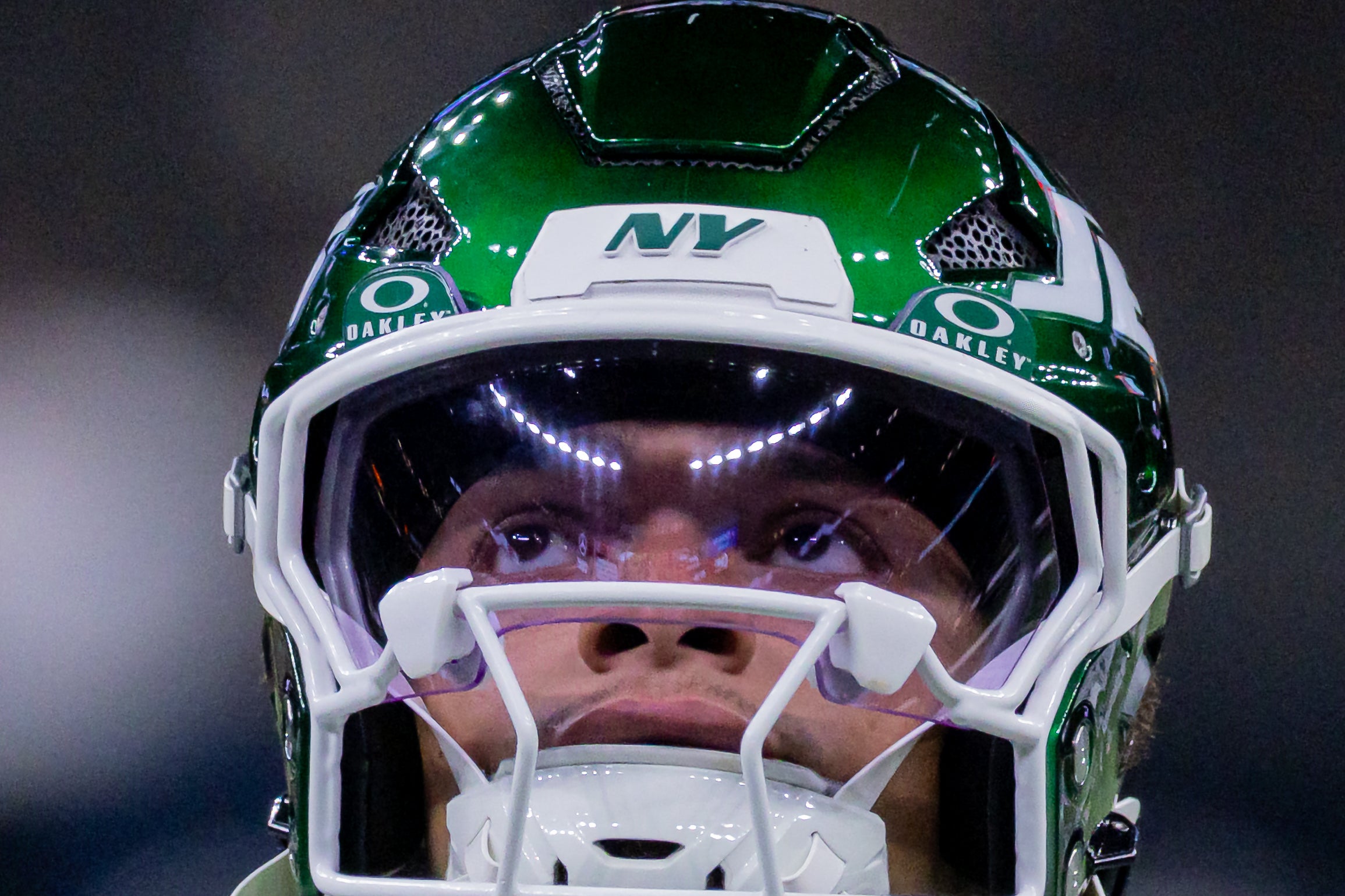 Dec 21, 2025; New Orleans, Louisiana, USA; New York Jets quarterback Justin Fields (7) during warm ups before the game against the New Orleans Saints at Caesars Superdome.