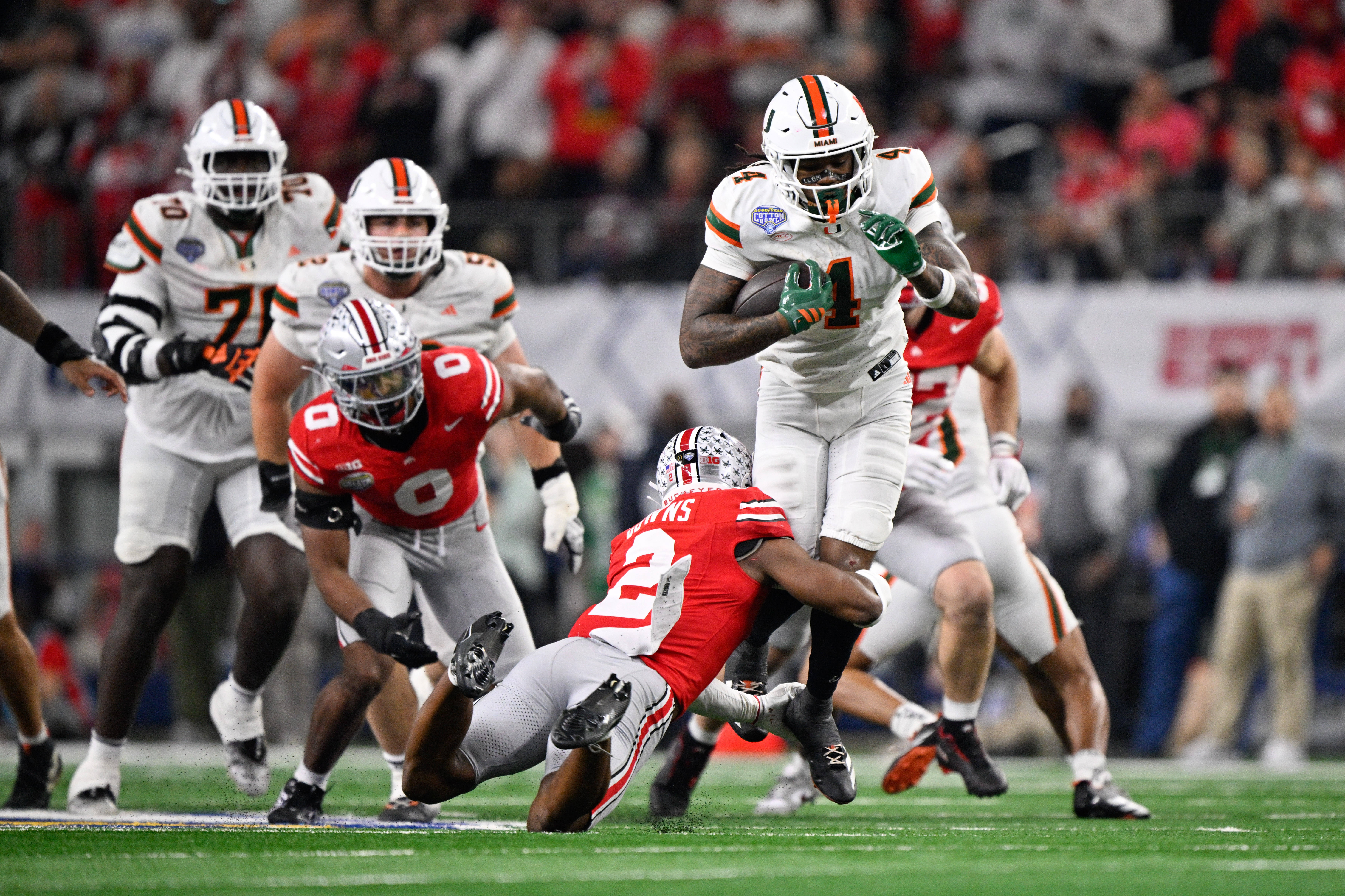Miami Hurricanes defensive end tackle Rueben Bain Jr.