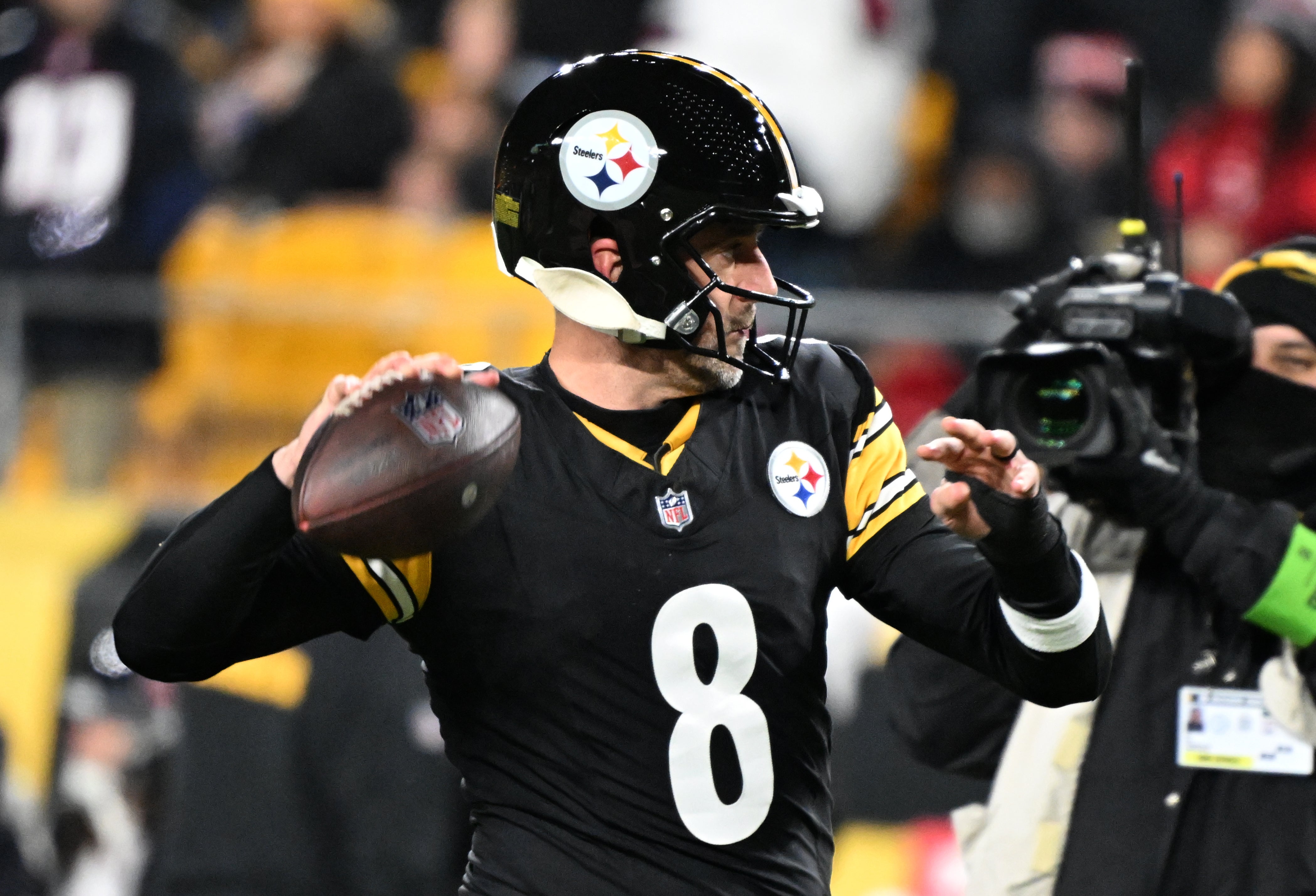 Jan 12, 2026; Pittsburgh, PA, USA; Pittsburgh Steelers quarterback Aaron Rodgers (8) warms up before an AFC Wild Card Round game against the Houston Texans at Acrisure Stadium.