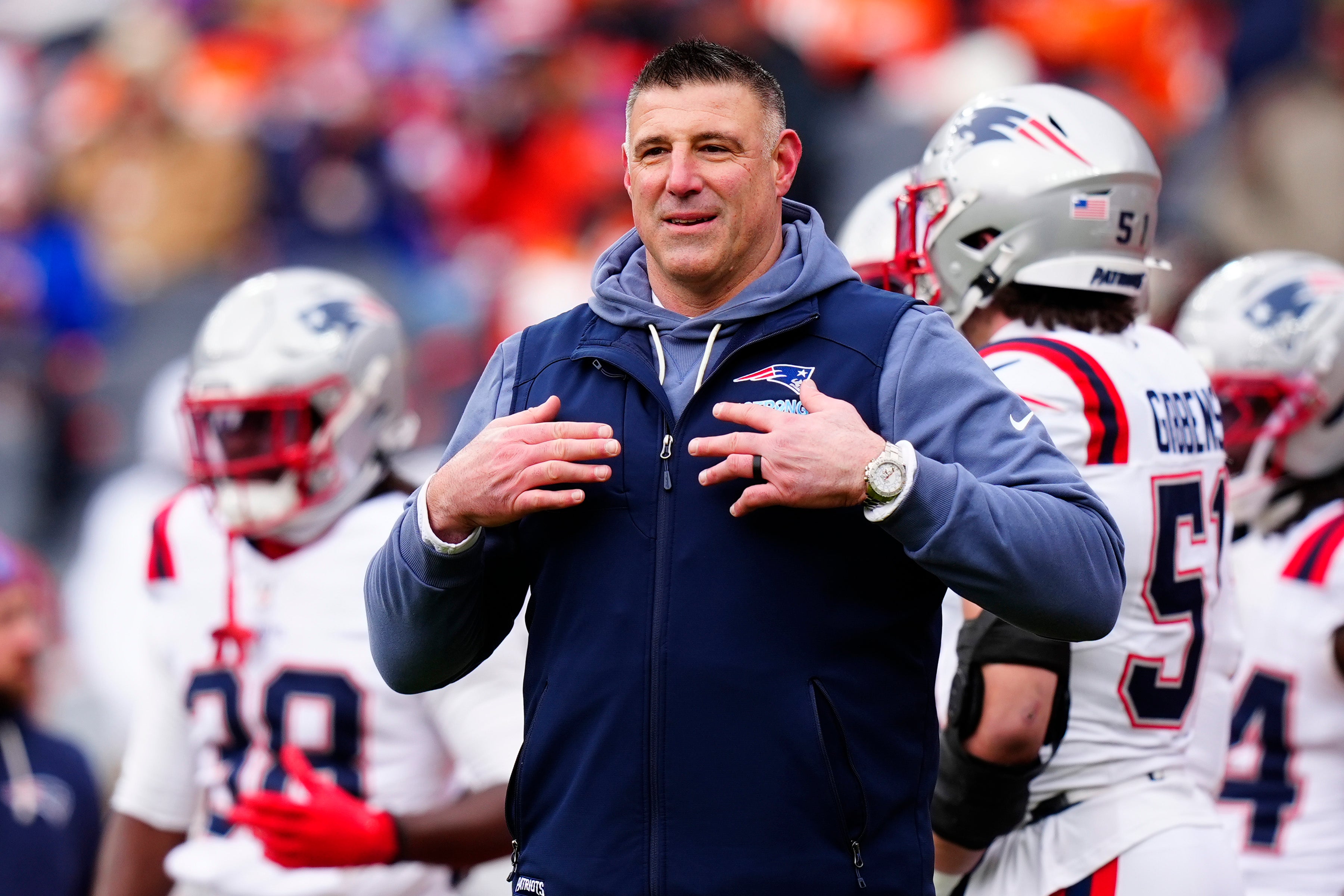 Patriots head coach Mike Vrabel